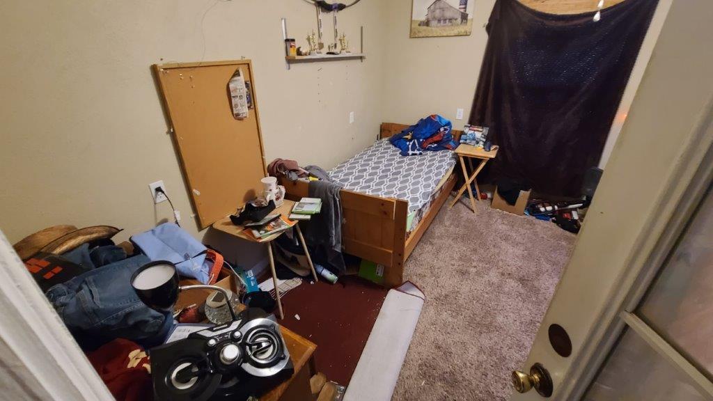 NO RECORDED SUBDIVISION - Residential