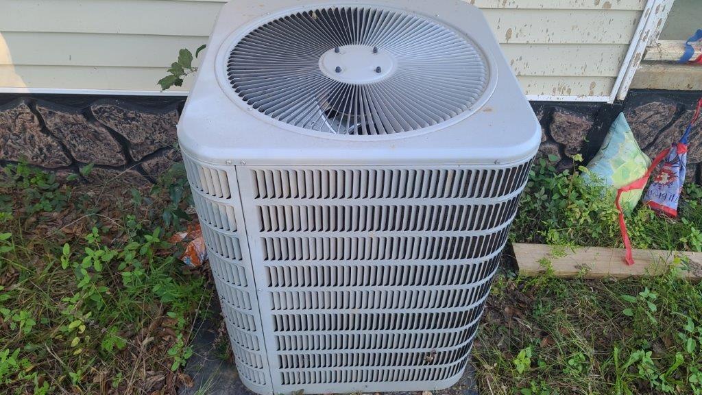 NO RECORDED SUBDIVISION - Residential