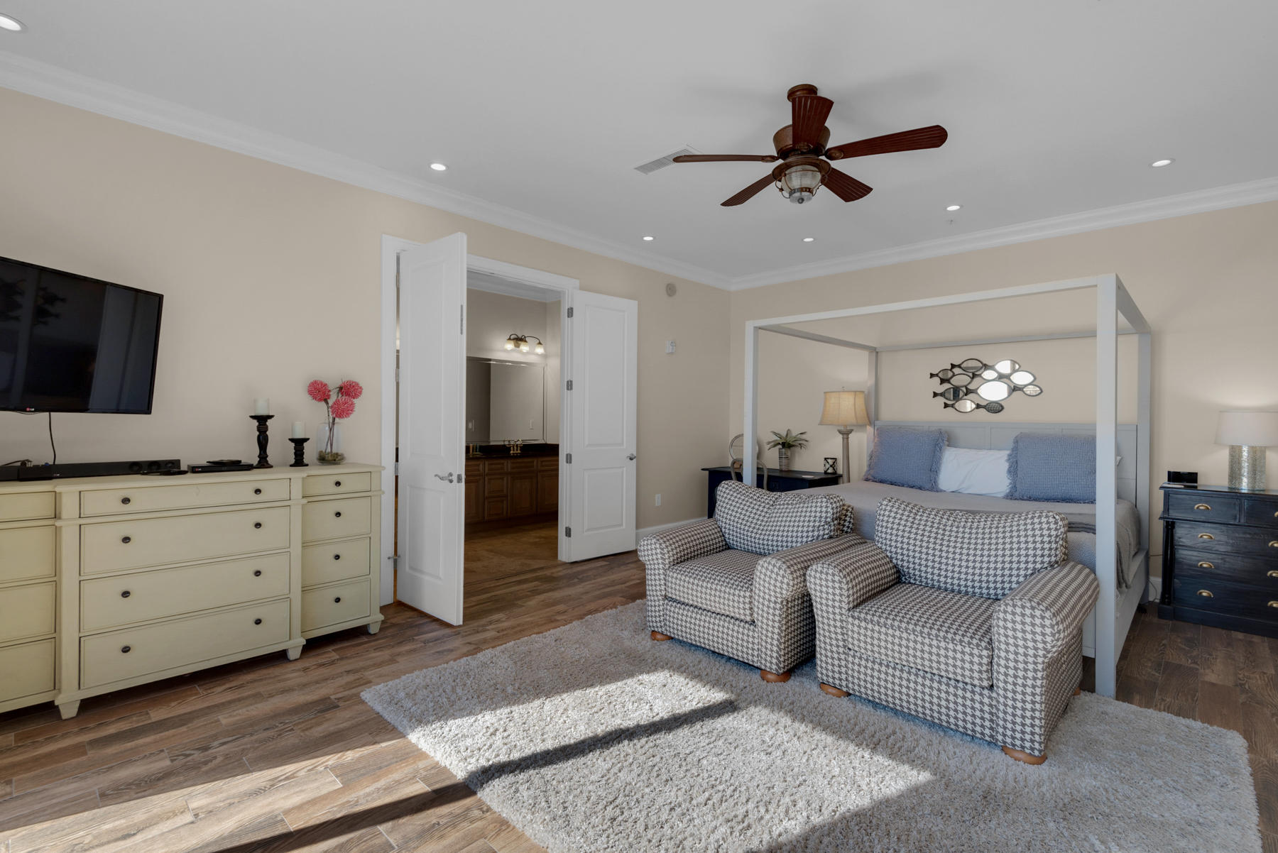 SANCTUARY BY THE SEA CONDO - Residential