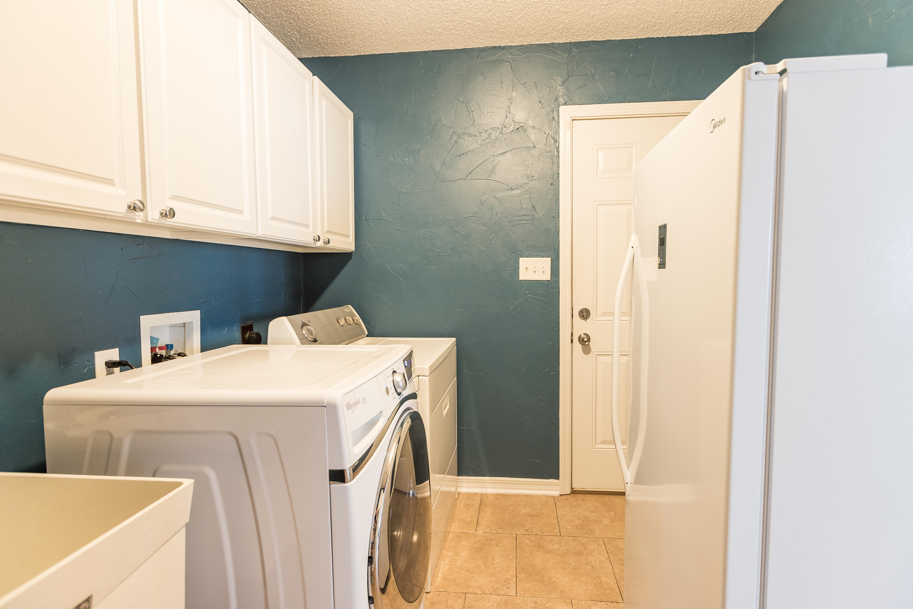 SKY RIDGE ESTATES 1ST ADD - Residential