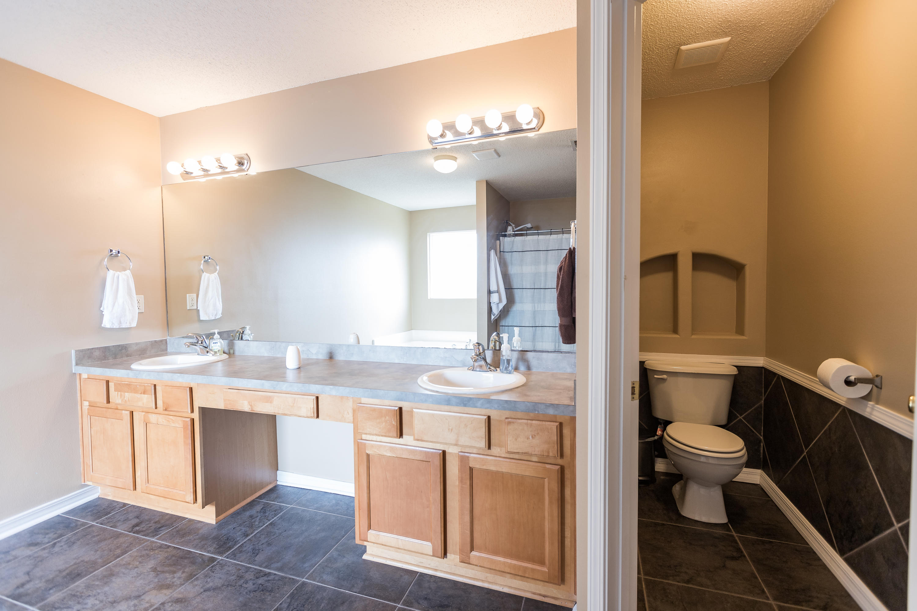 SKY RIDGE ESTATES 1ST ADD - Residential