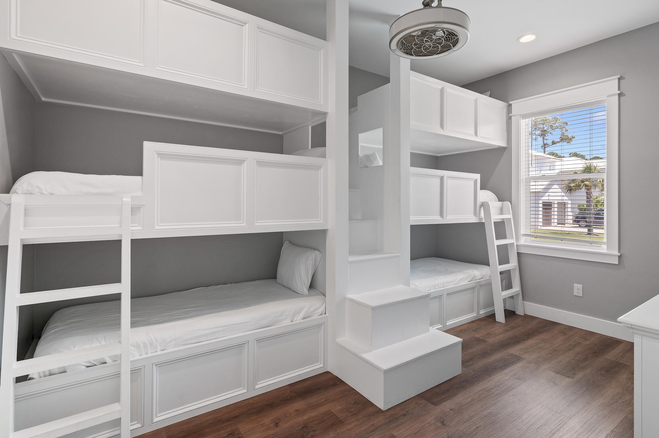FRANGISTA BEACH 2ND ADDN - Residential