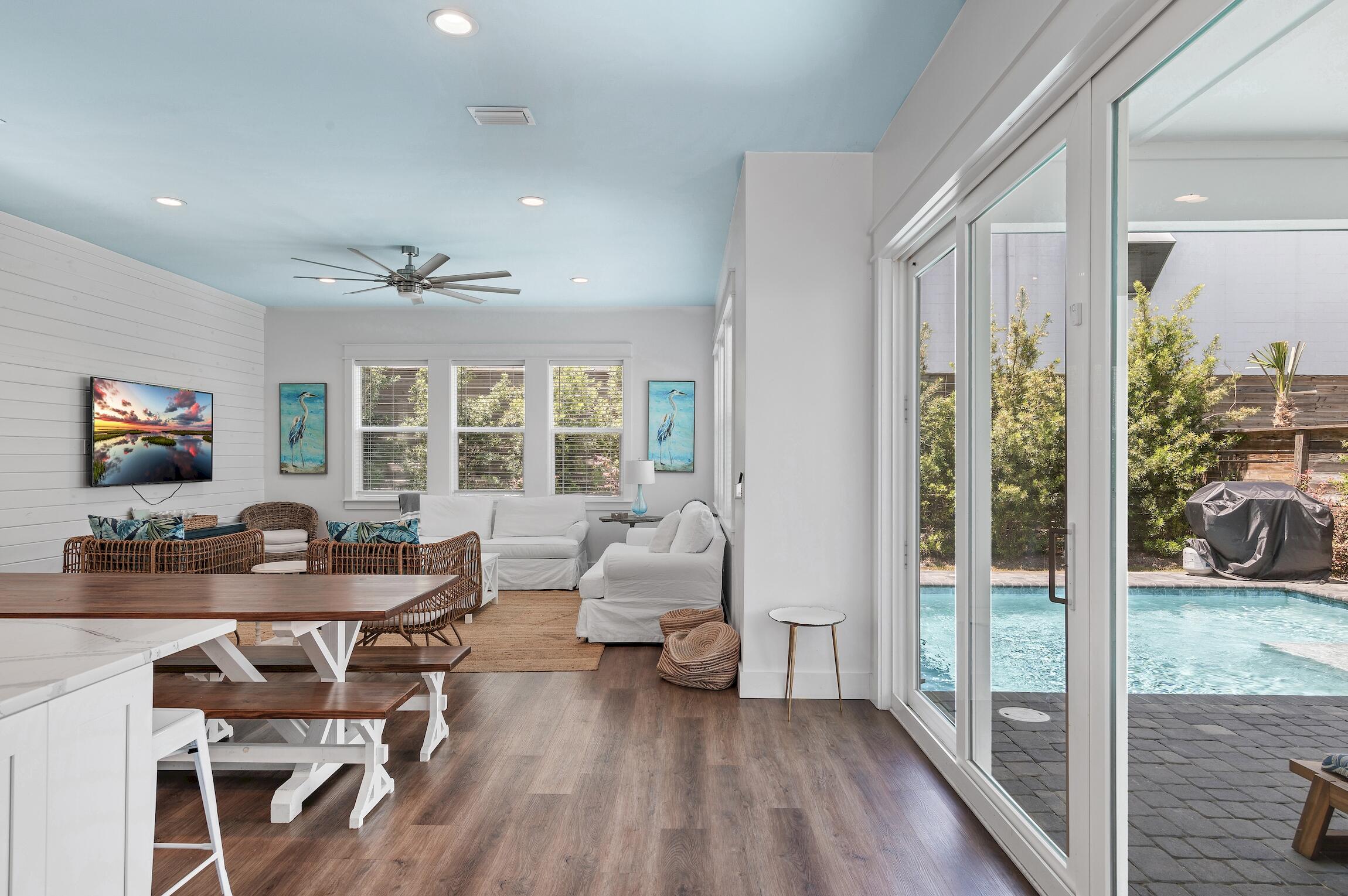 FRANGISTA BEACH 2ND ADDN - Residential