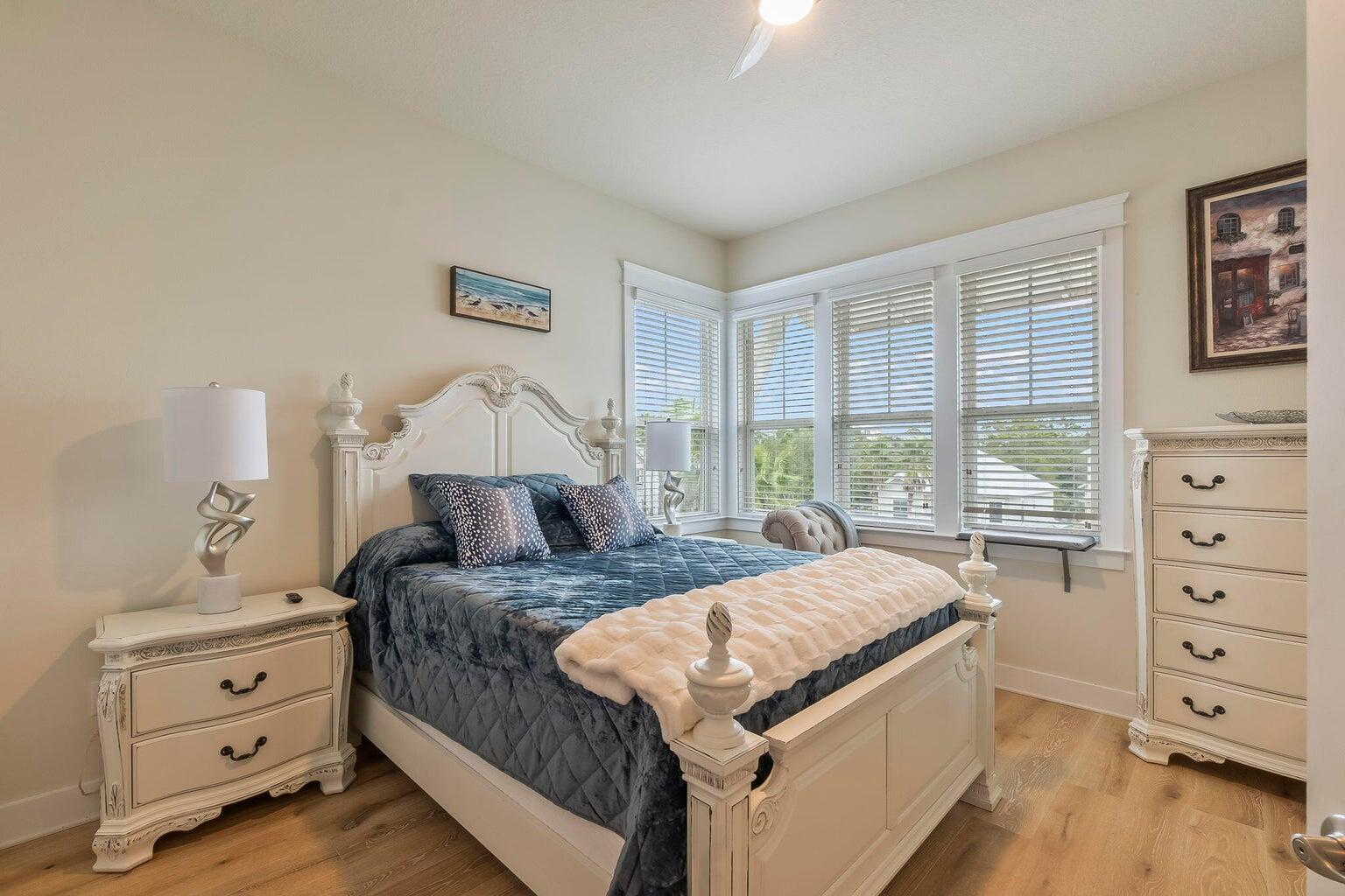 Grande Pointe - Residential