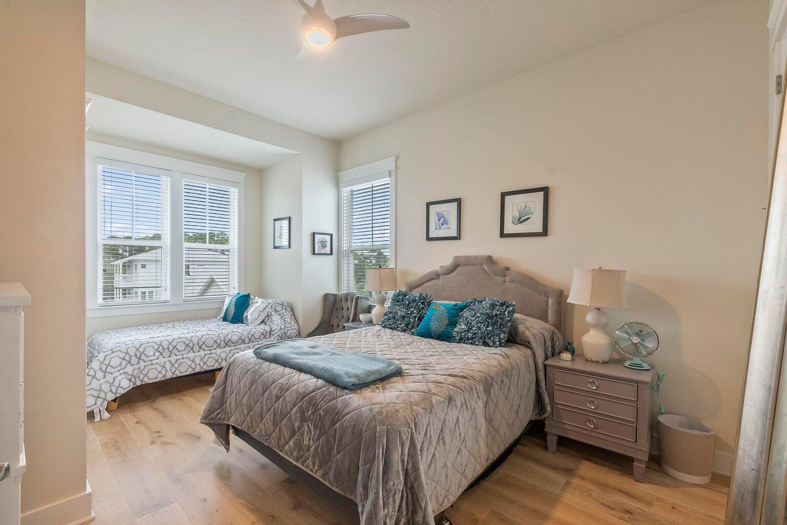 Grande Pointe - Residential