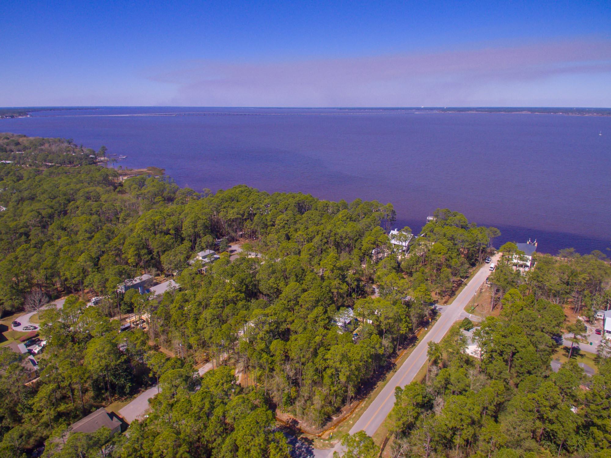 MAGNOLIA BEACH - Land