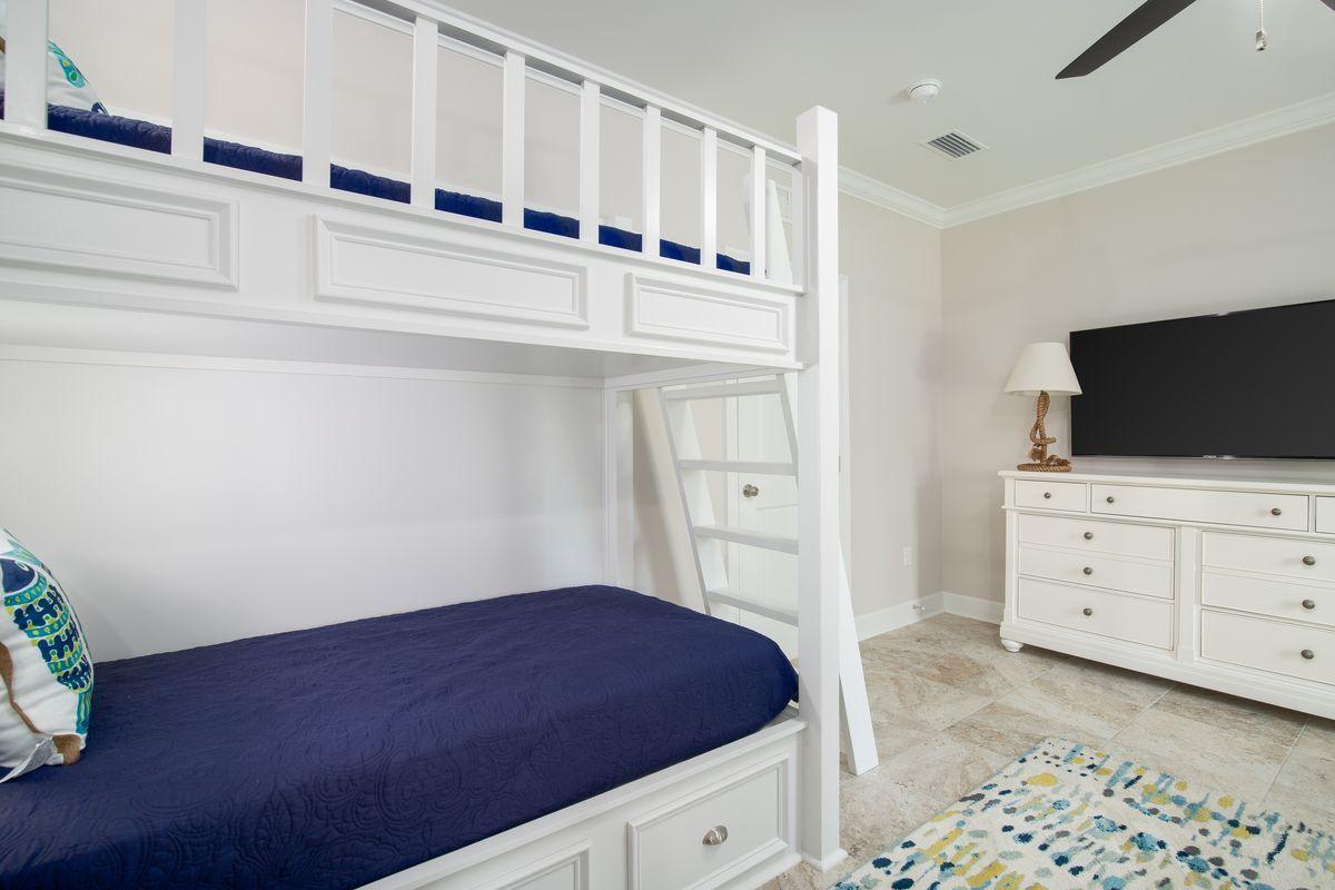 DRIFTWOOD DRIVE TOWNHOMES - Residential