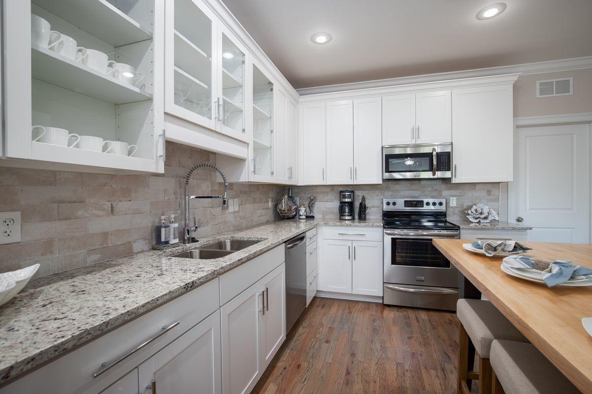 DRIFTWOOD DRIVE TOWNHOMES - Residential