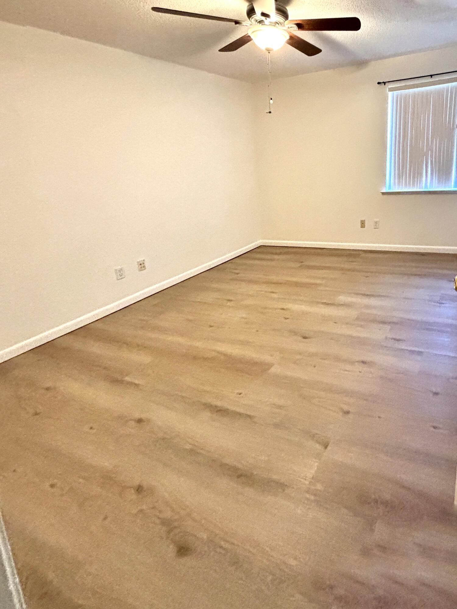 PALM ESTATES UNIT 2 - Residential Lease