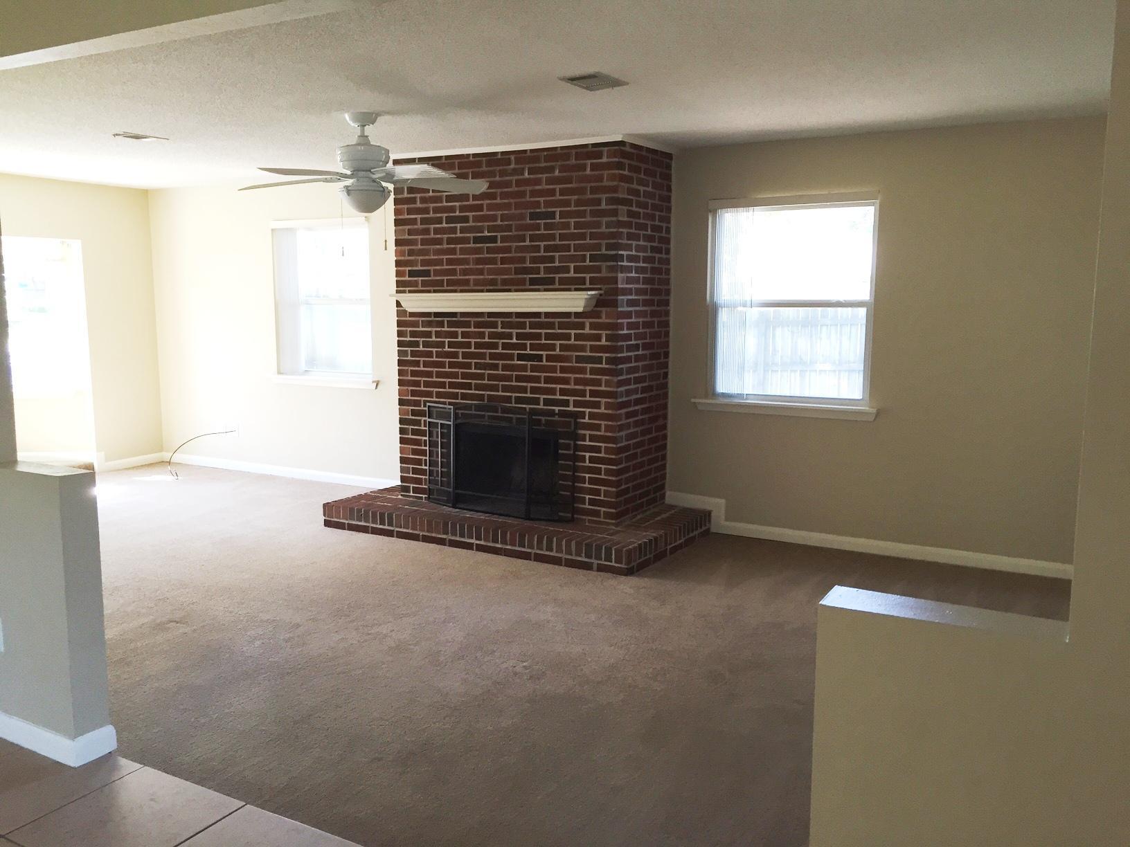 PALM ESTATES UNIT 2 - Residential Lease