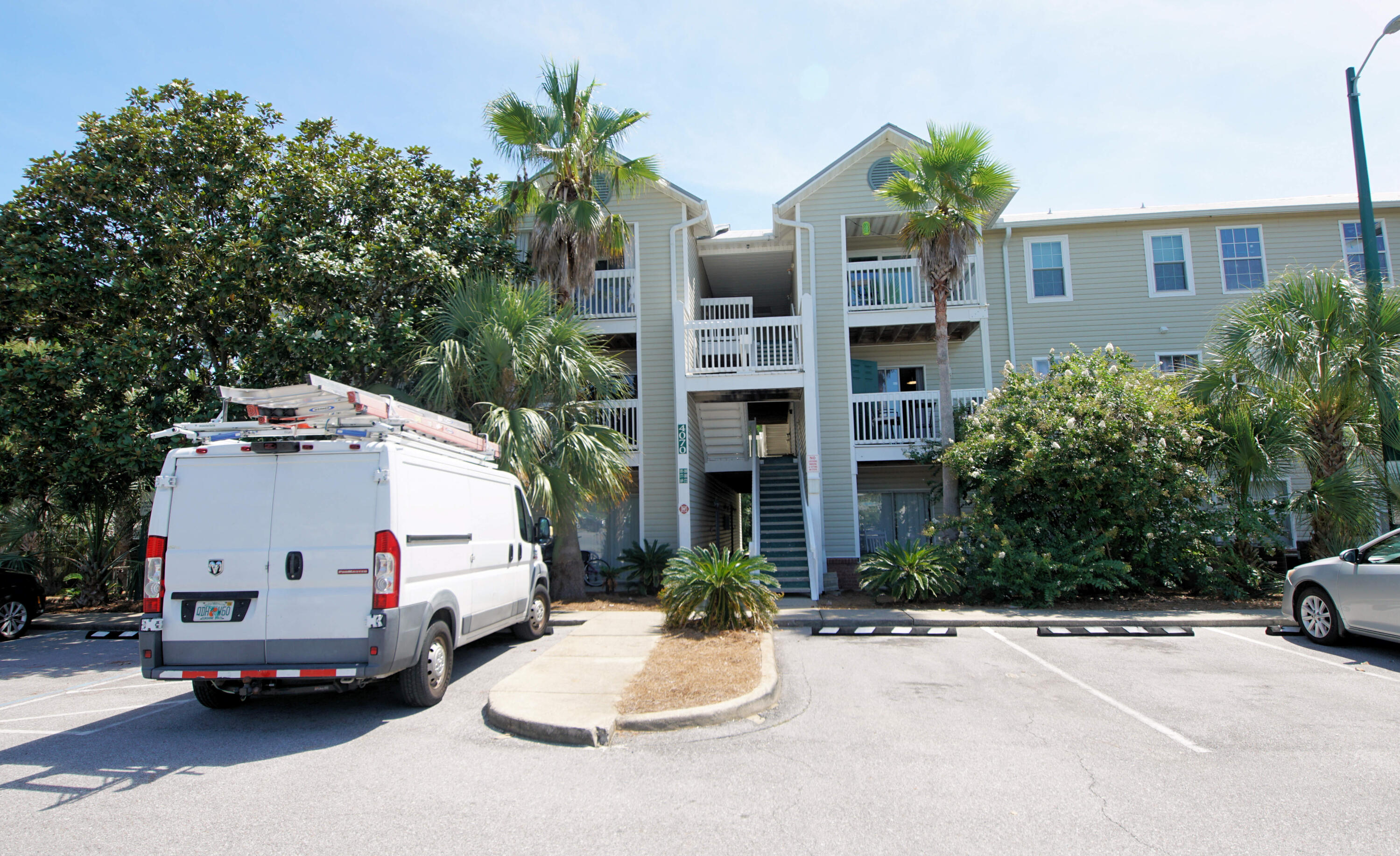 INDIAN LAKE - Residential