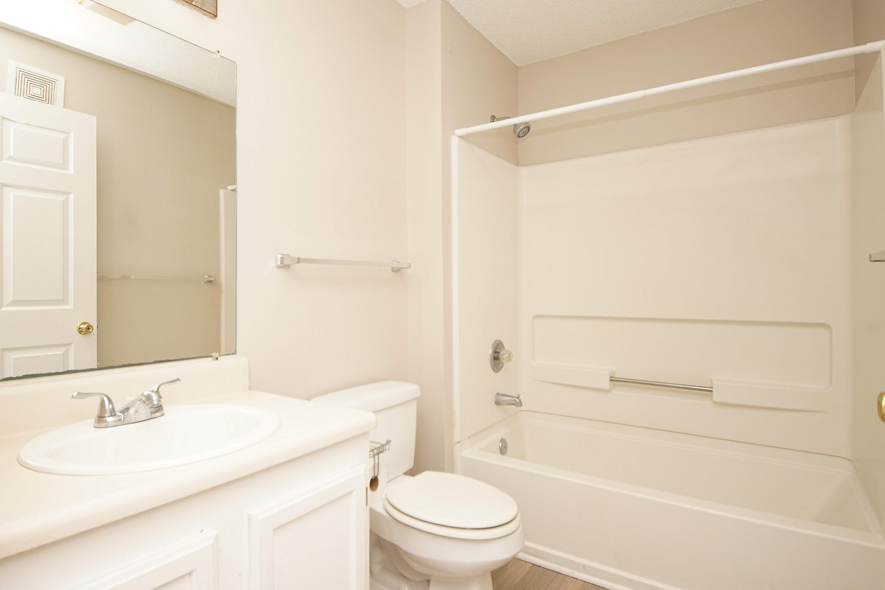 INDIAN LAKE - Residential