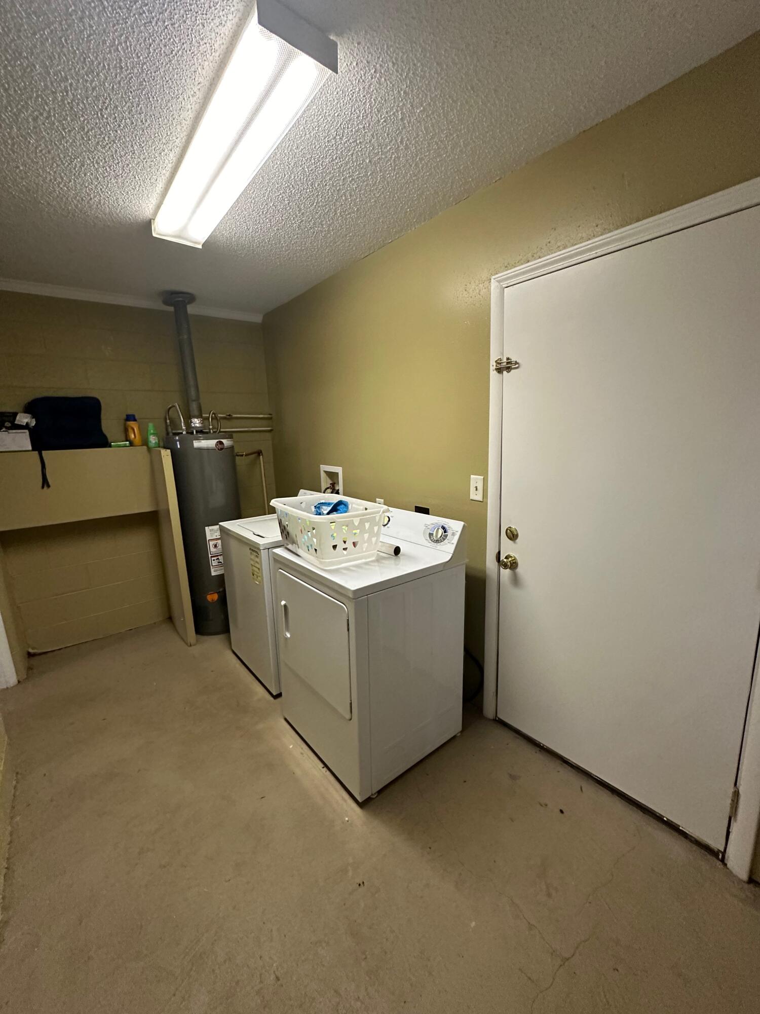 ROSEMONT S/D - Residential Lease