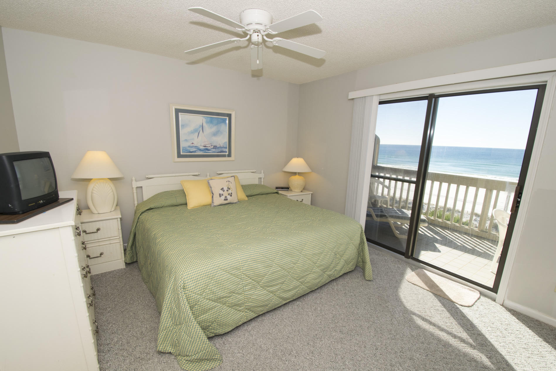 RAMSGATE HARBOUR PH 3 CONDO - Residential