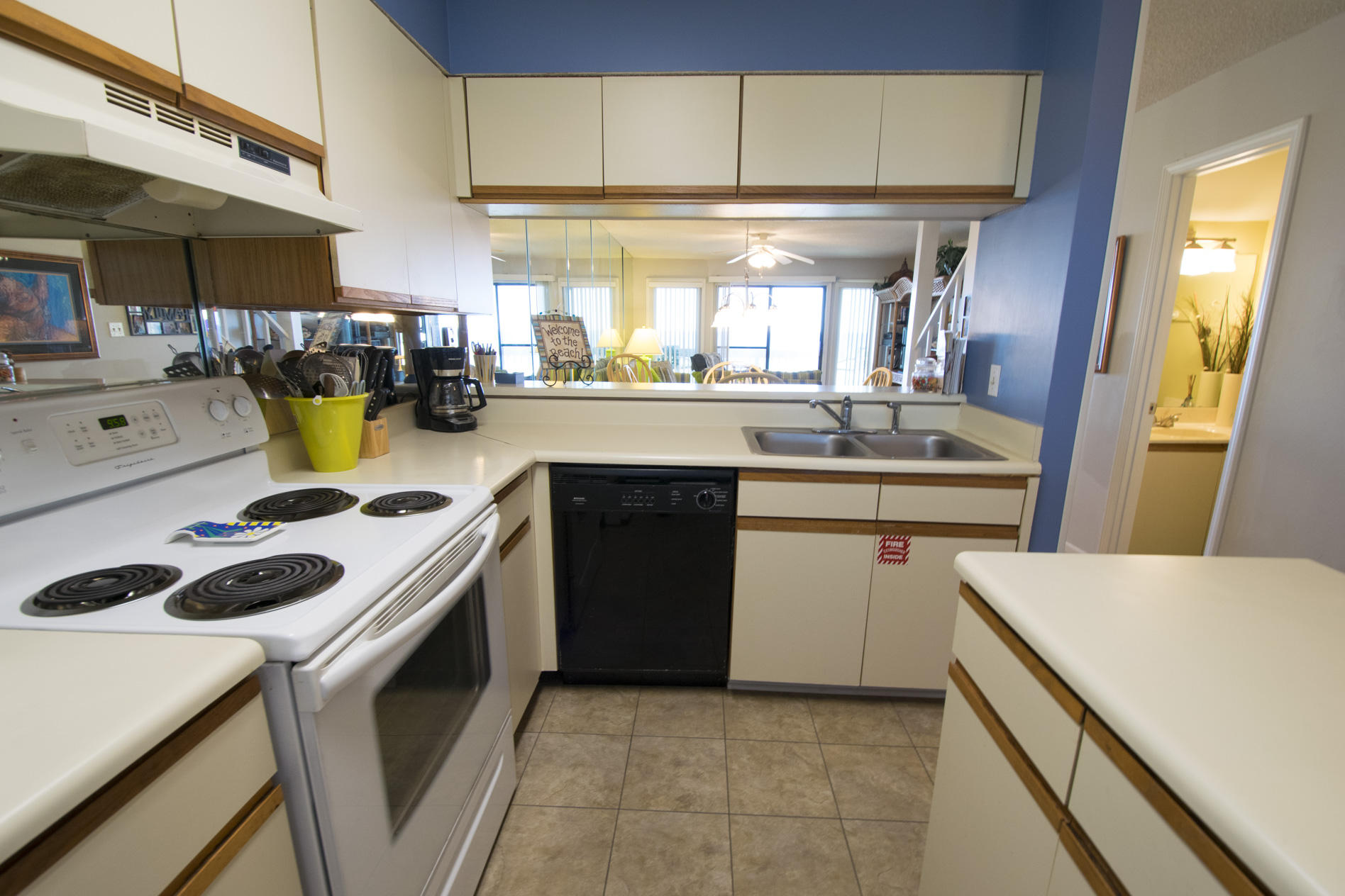 RAMSGATE HARBOUR PH 3 CONDO - Residential