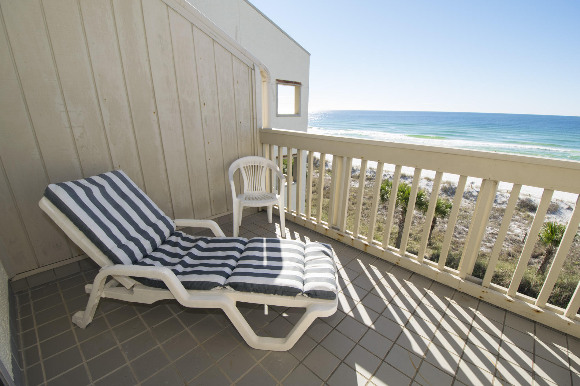 RAMSGATE HARBOUR PH 3 CONDO - Residential