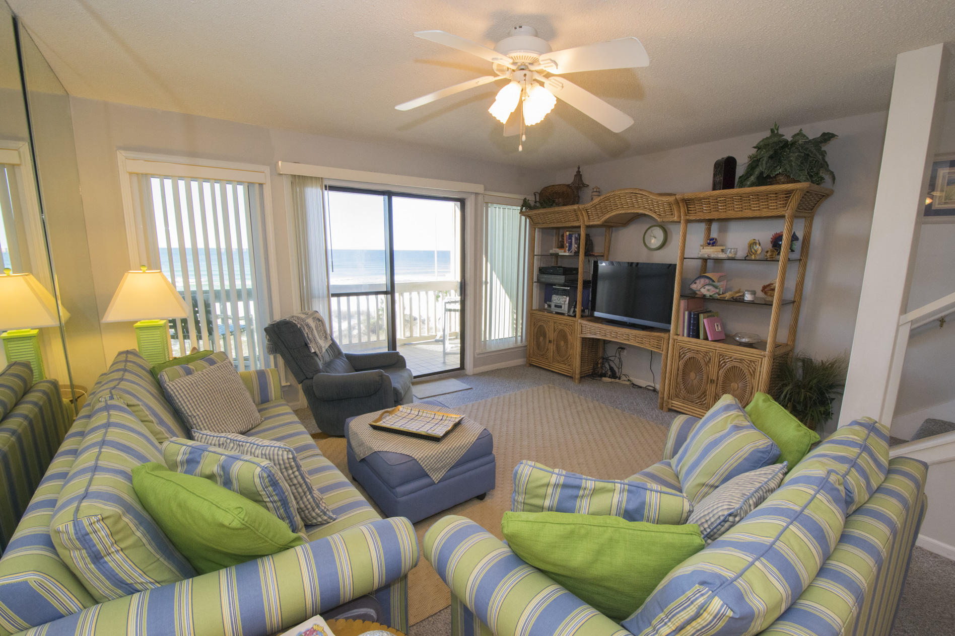 RAMSGATE HARBOUR PH 3 CONDO - Residential