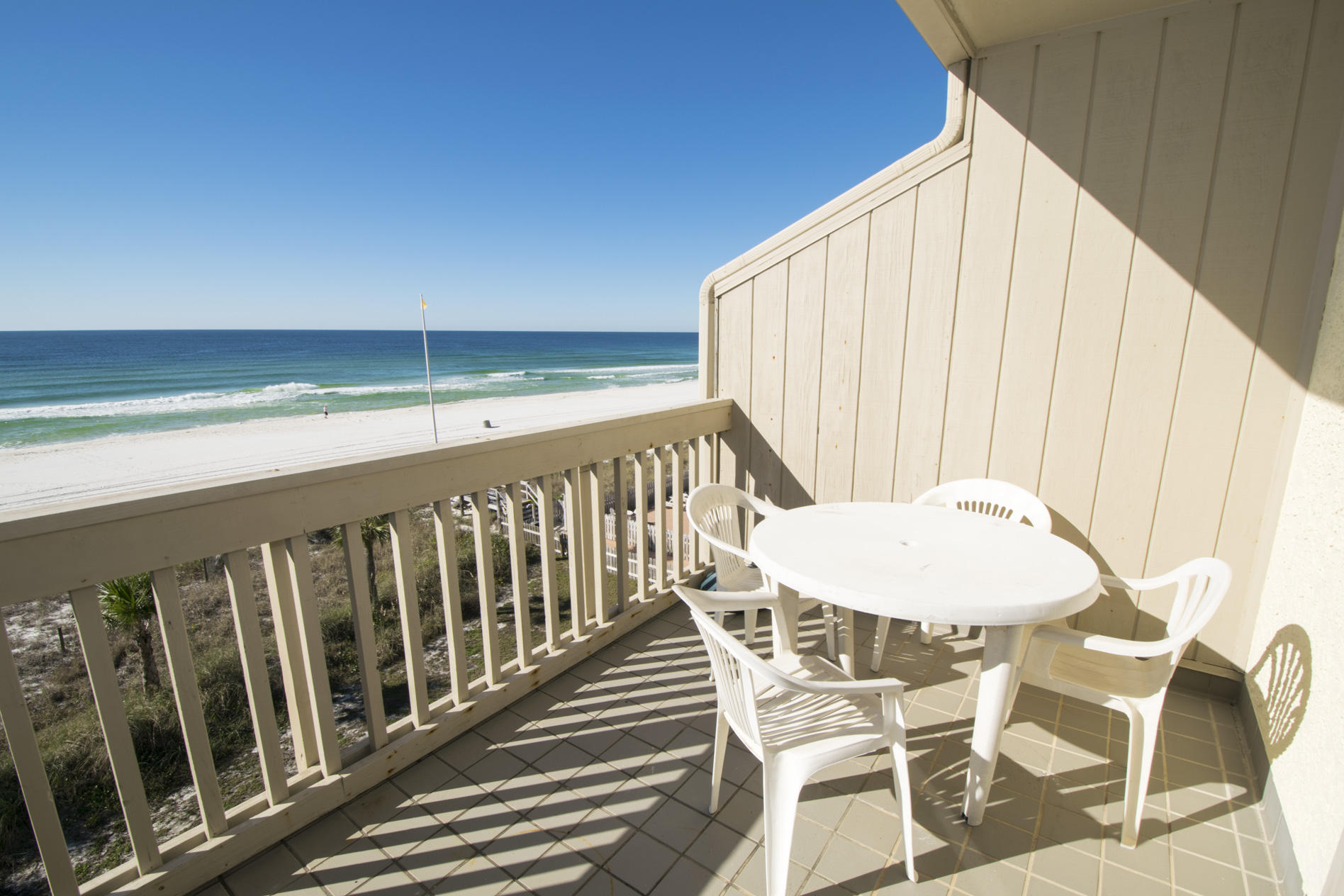 RAMSGATE HARBOUR PH 3 CONDO - Residential