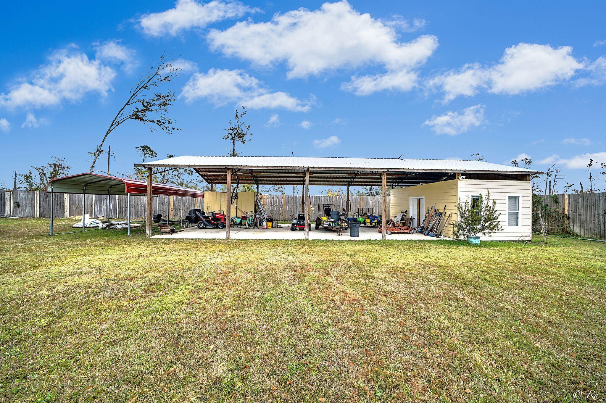 NO RECORDED SUBDIVISION - Residential