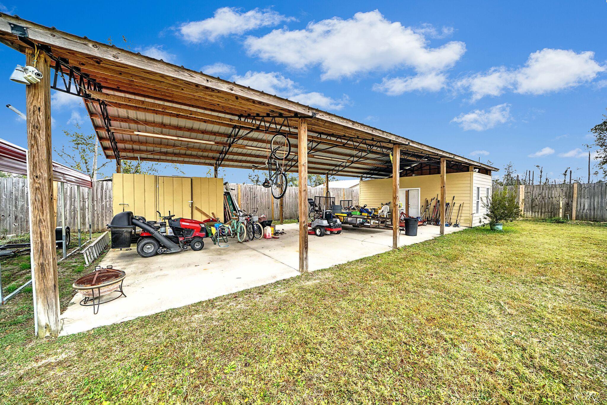 NO RECORDED SUBDIVISION - Residential