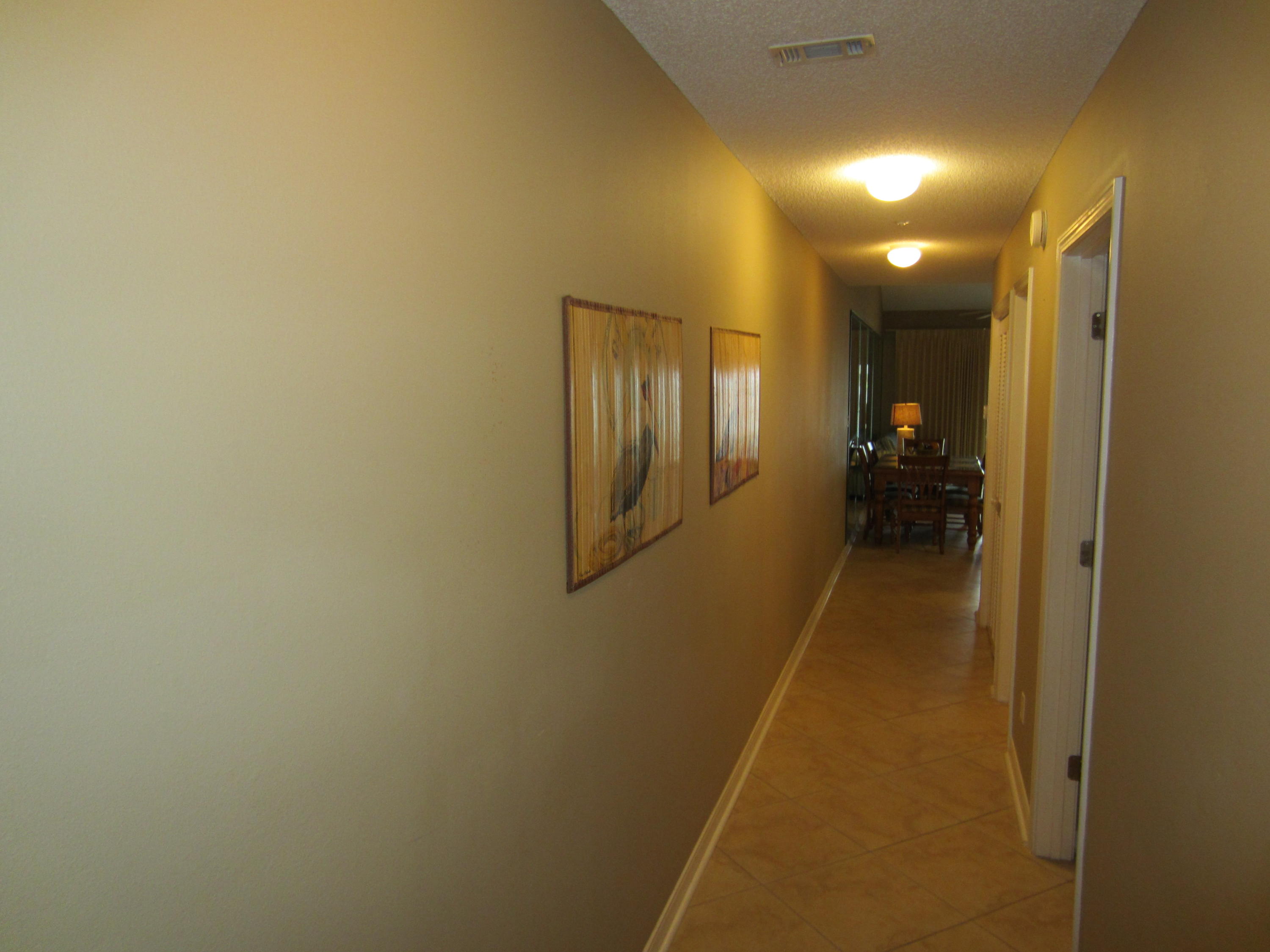 MARAVILLA CONDO 2 - Residential