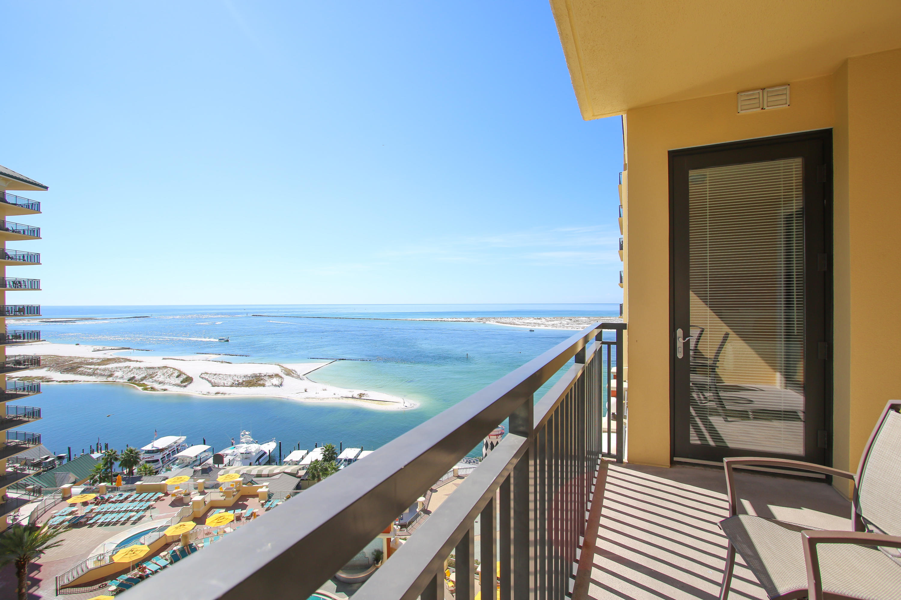 EMERALD GRANDE - Residential