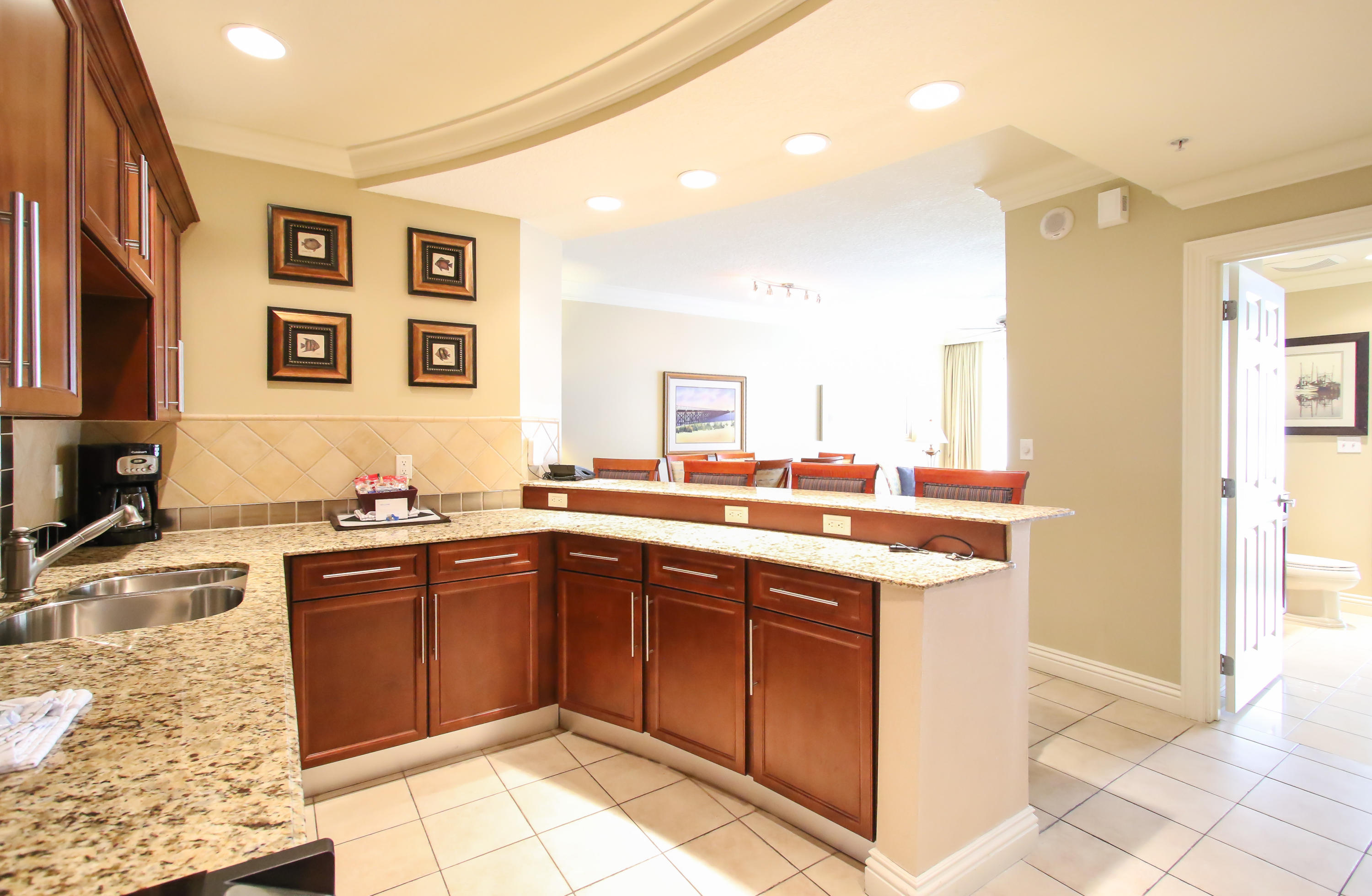 EMERALD GRANDE - Residential