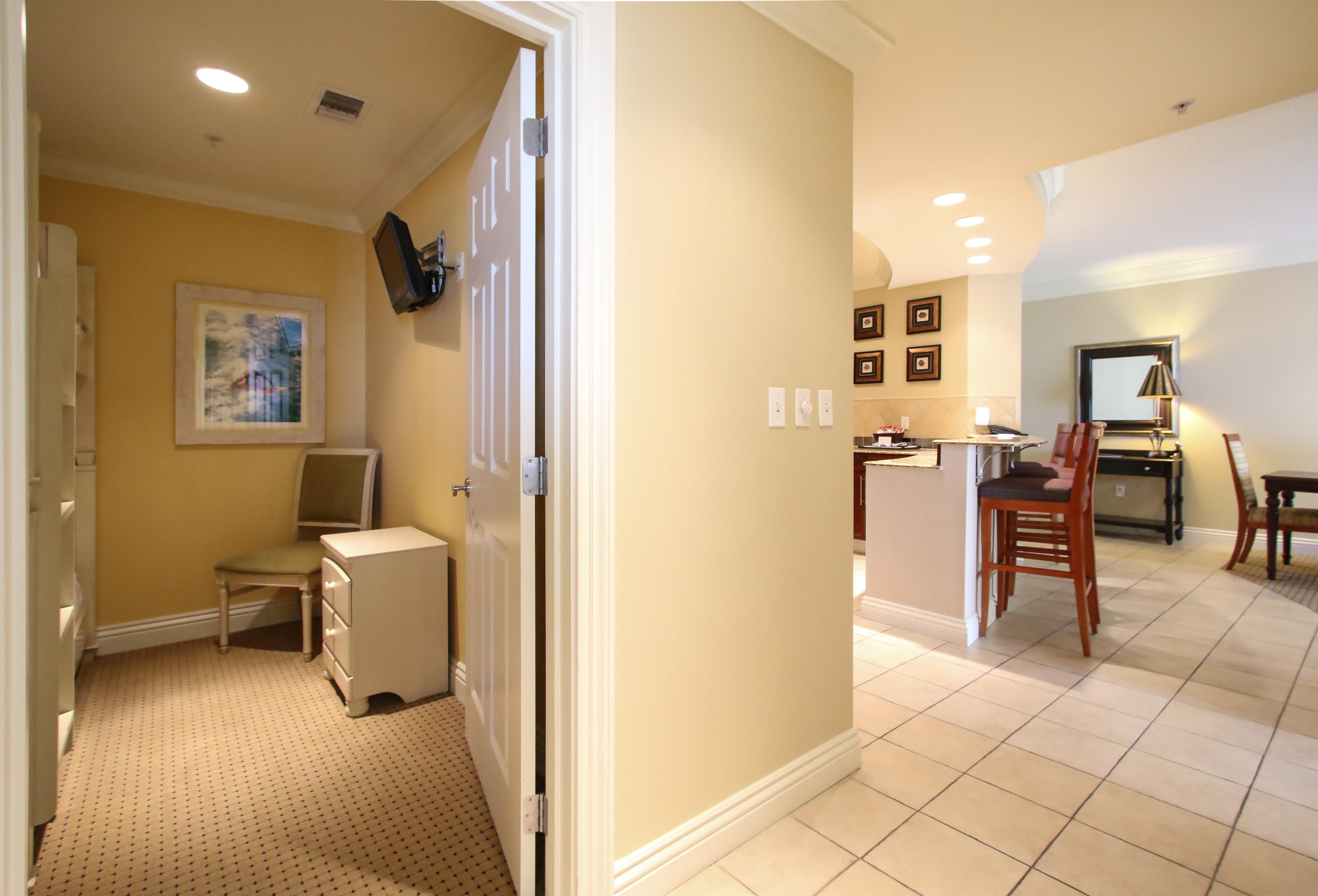 EMERALD GRANDE - Residential