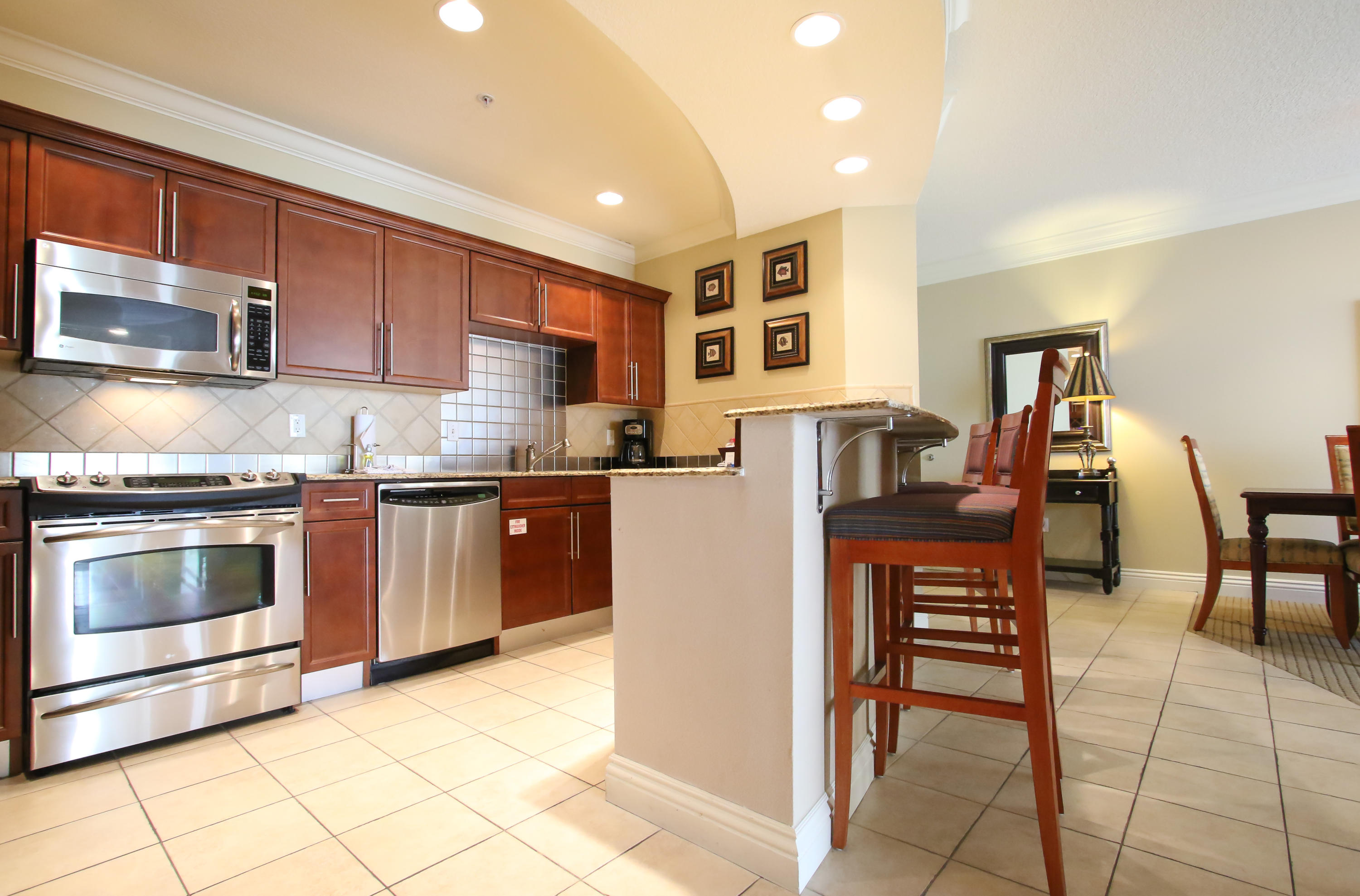 EMERALD GRANDE - Residential