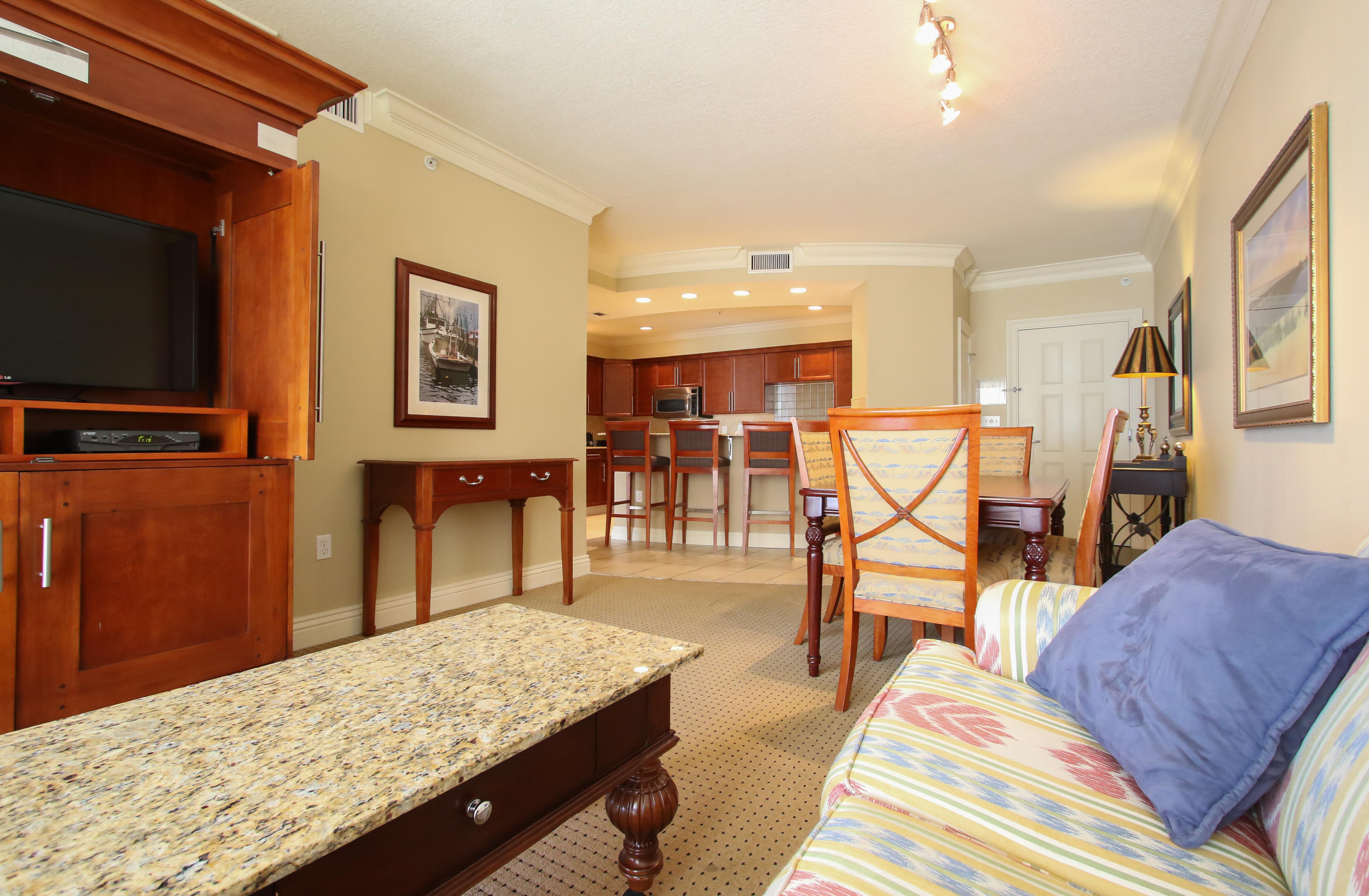 EMERALD GRANDE - Residential