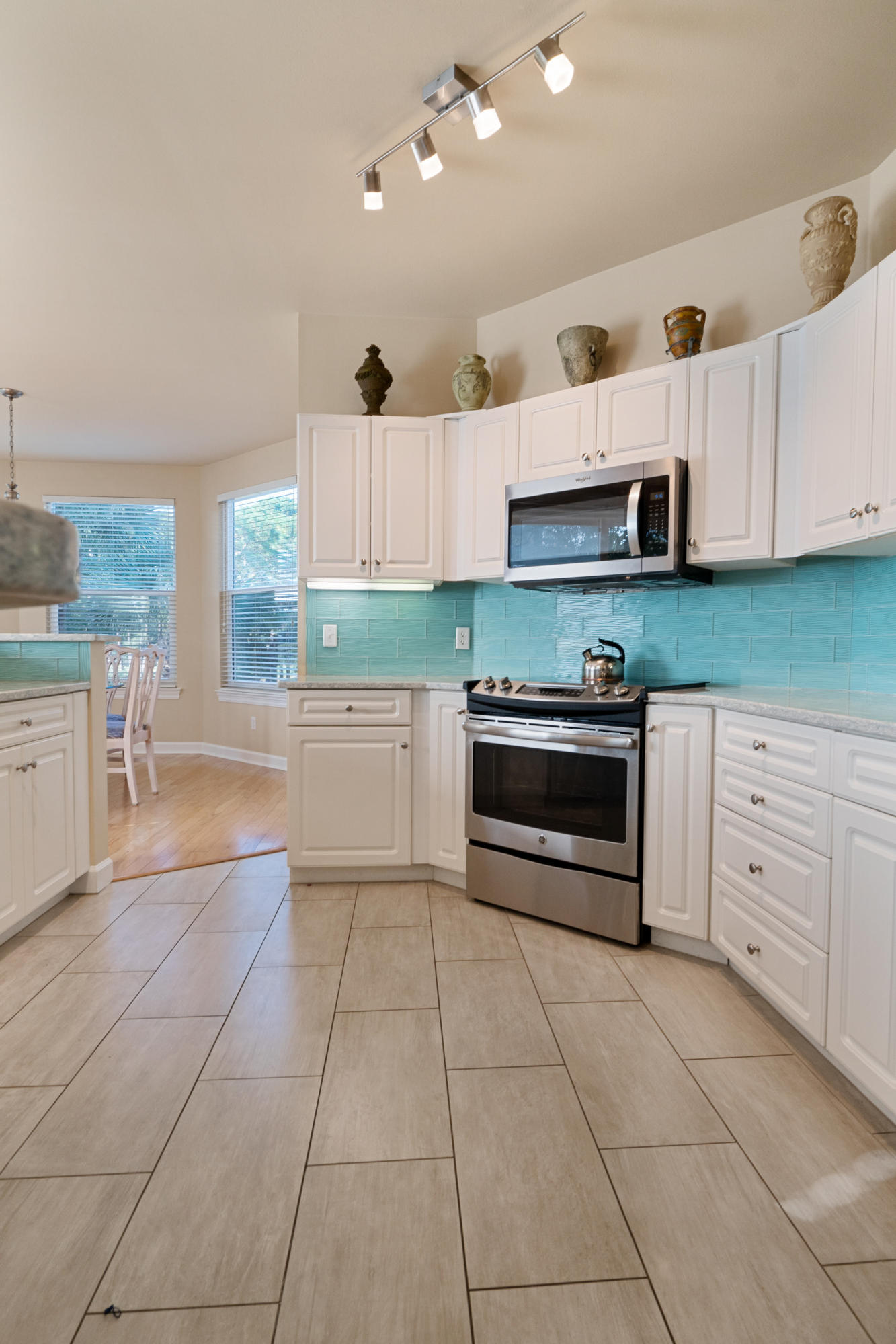 TURNBERRY VILLAS CONDO - Residential