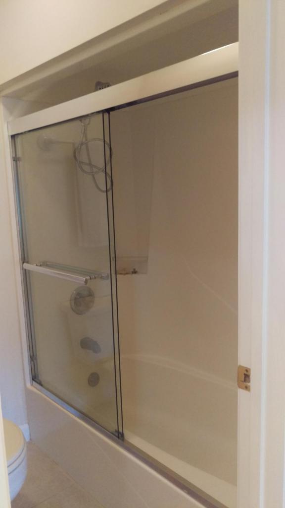 LAKESIDE CONDO AT BLUEWATER BAY - Residential