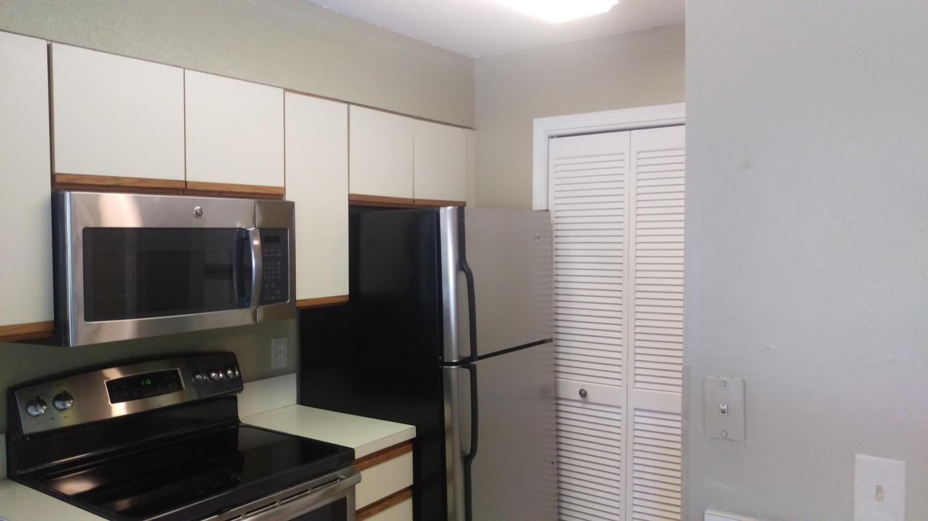 LAKESIDE CONDO AT BLUEWATER BAY - Residential