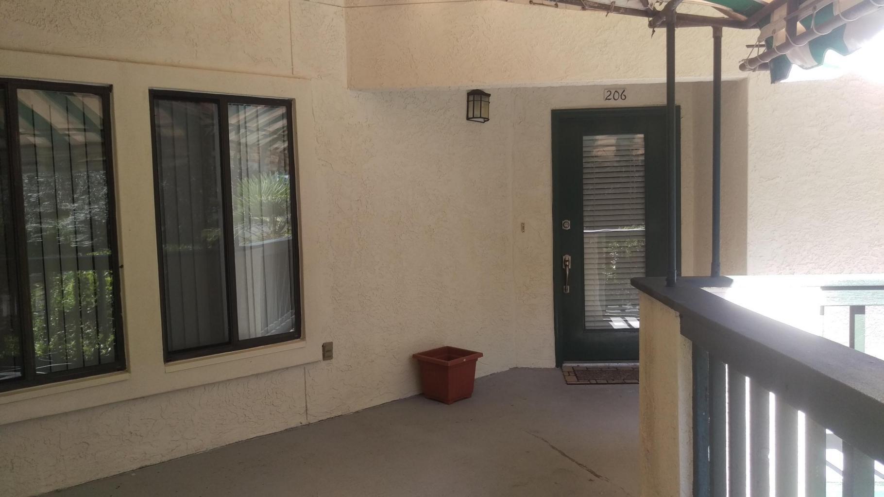 LAKESIDE CONDO AT BLUEWATER BAY - Residential