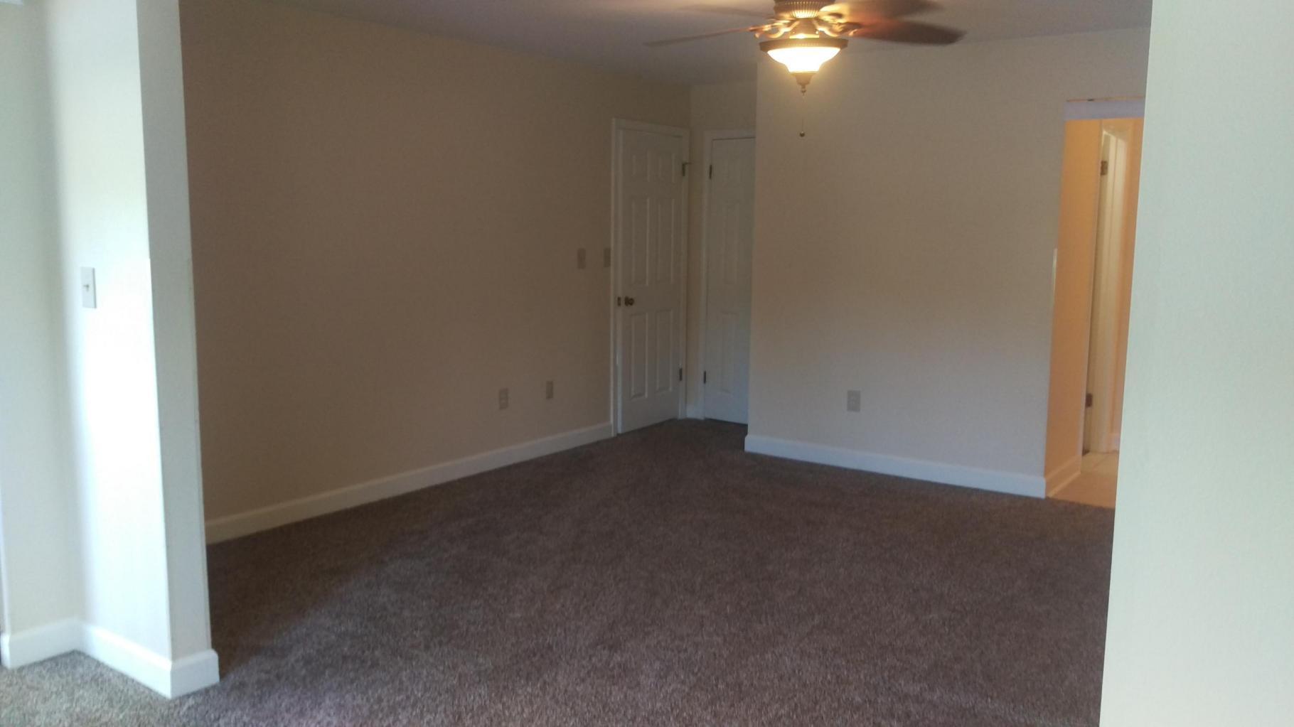 LAKESIDE CONDO AT BLUEWATER BAY - Residential