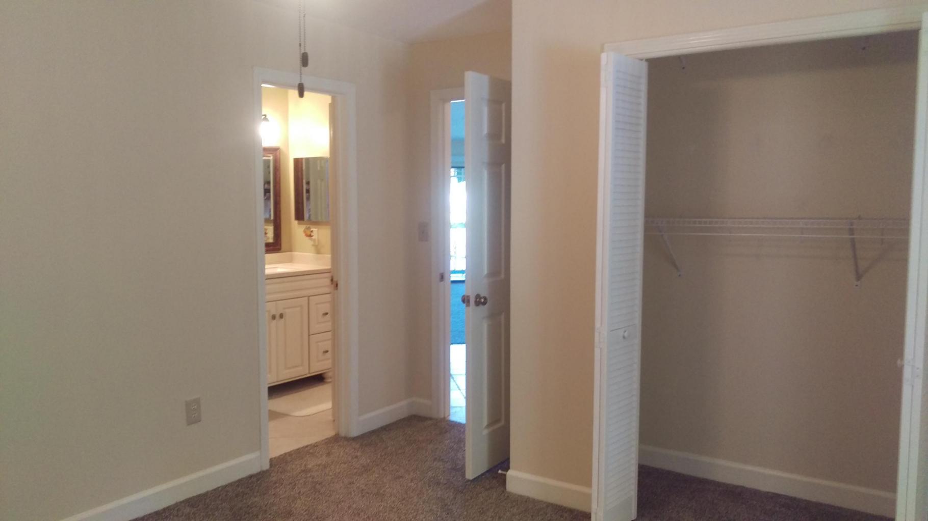 LAKESIDE CONDO AT BLUEWATER BAY - Residential