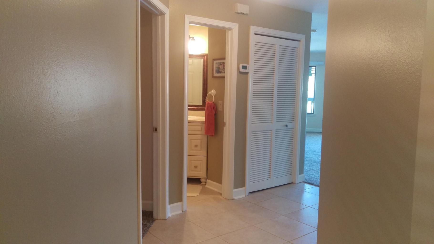 LAKESIDE CONDO AT BLUEWATER BAY - Residential