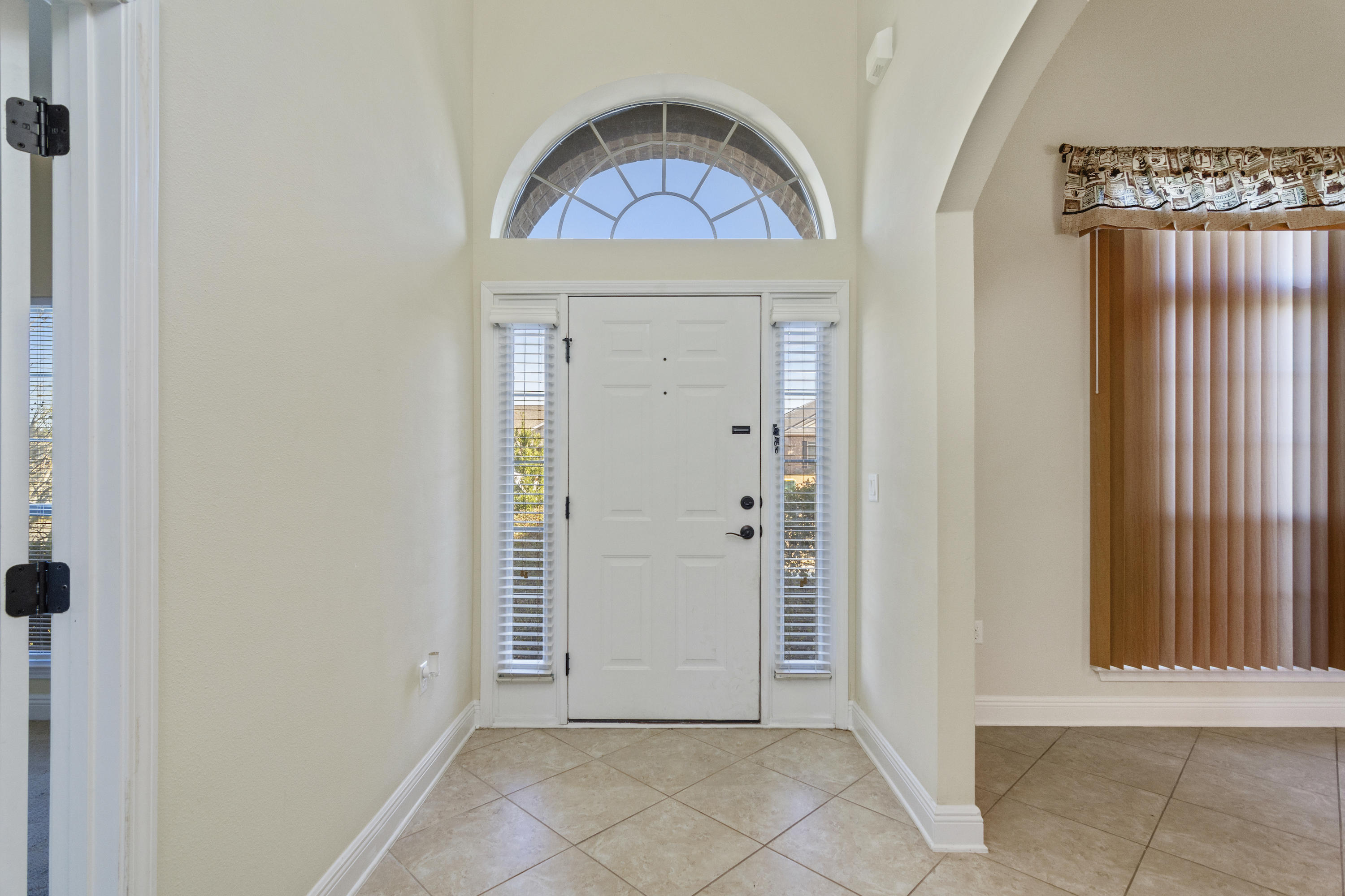 BROWNSTONE MANOR - Residential