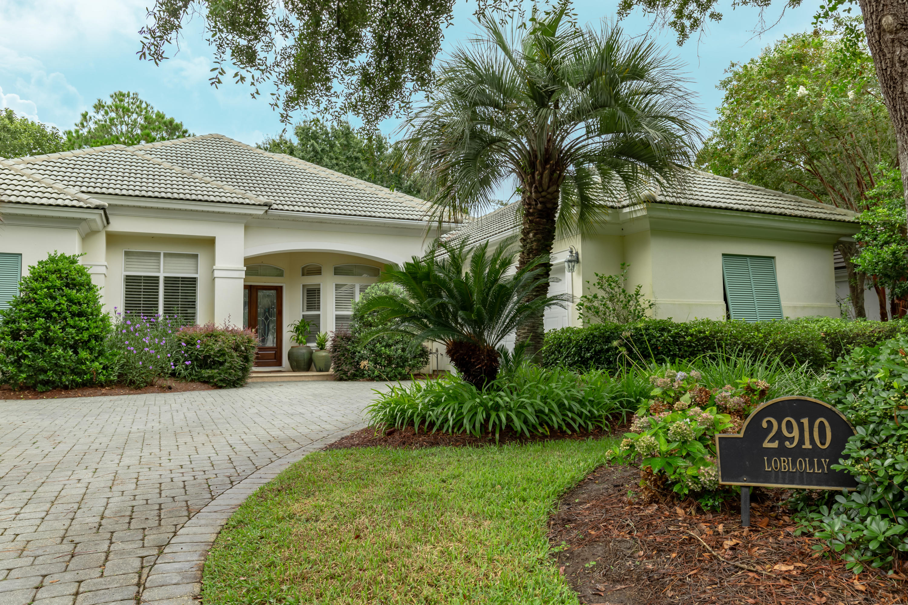 BURNT PINE - Residential