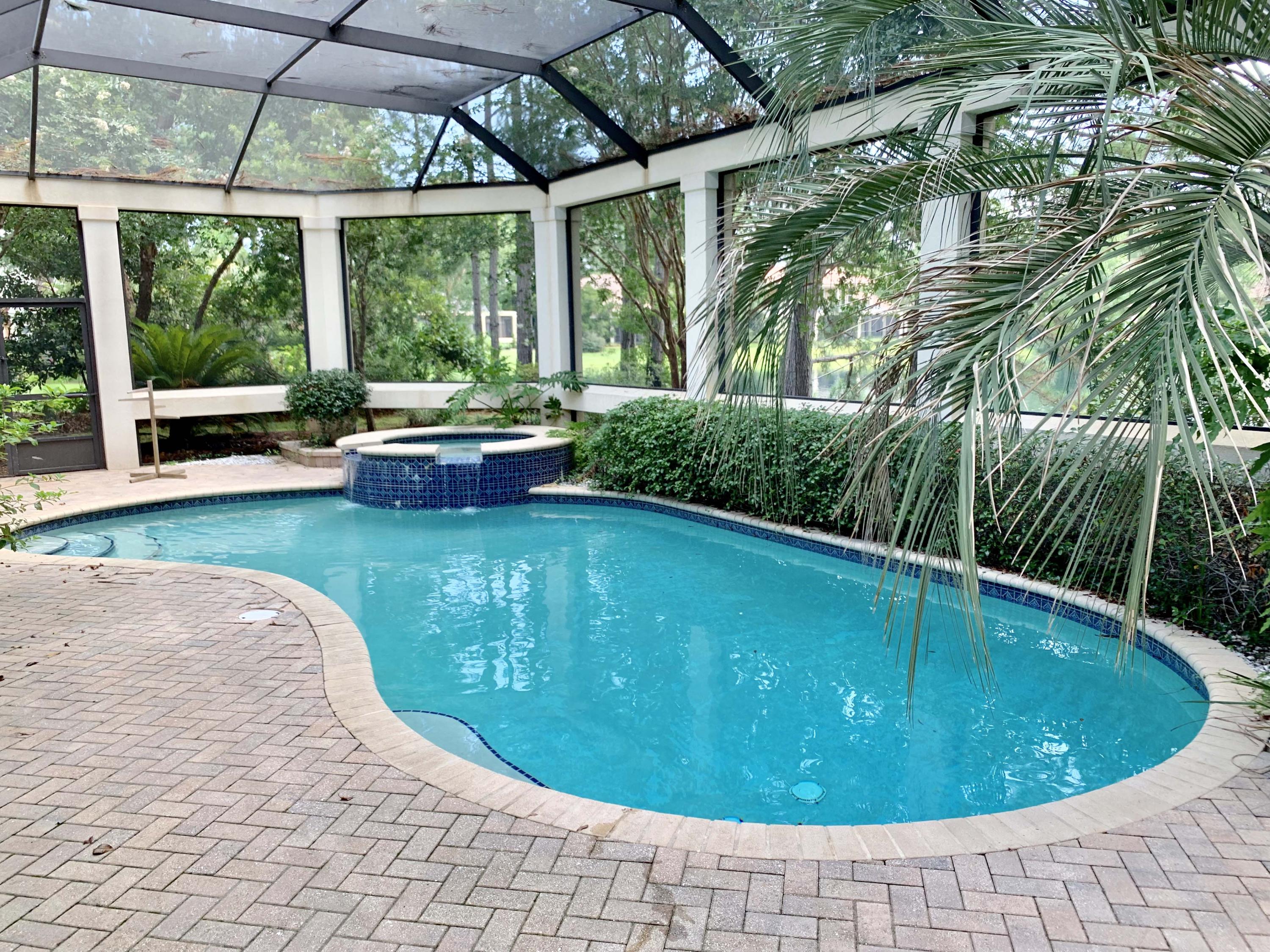 BURNT PINE - Residential