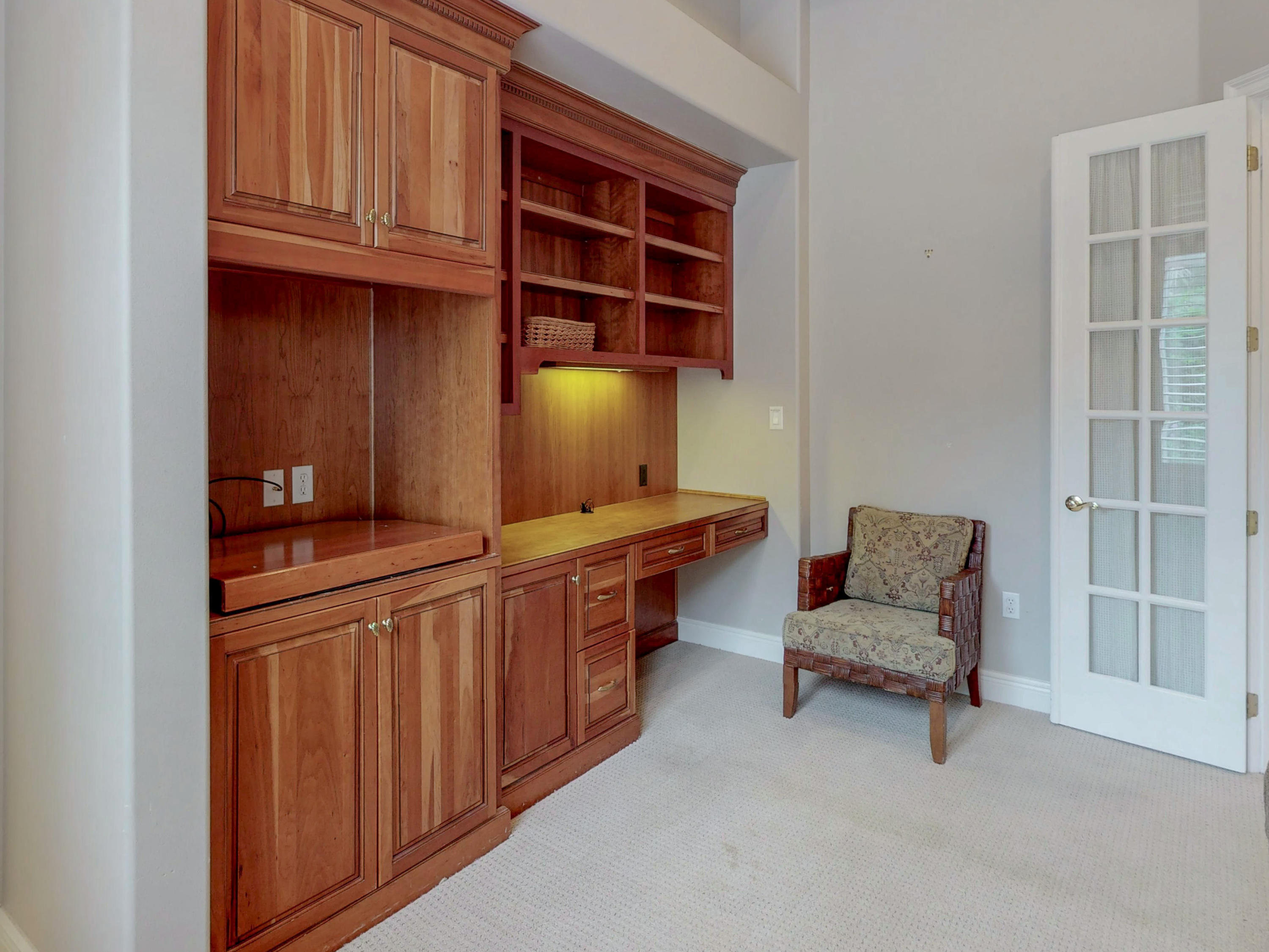 BURNT PINE - Residential