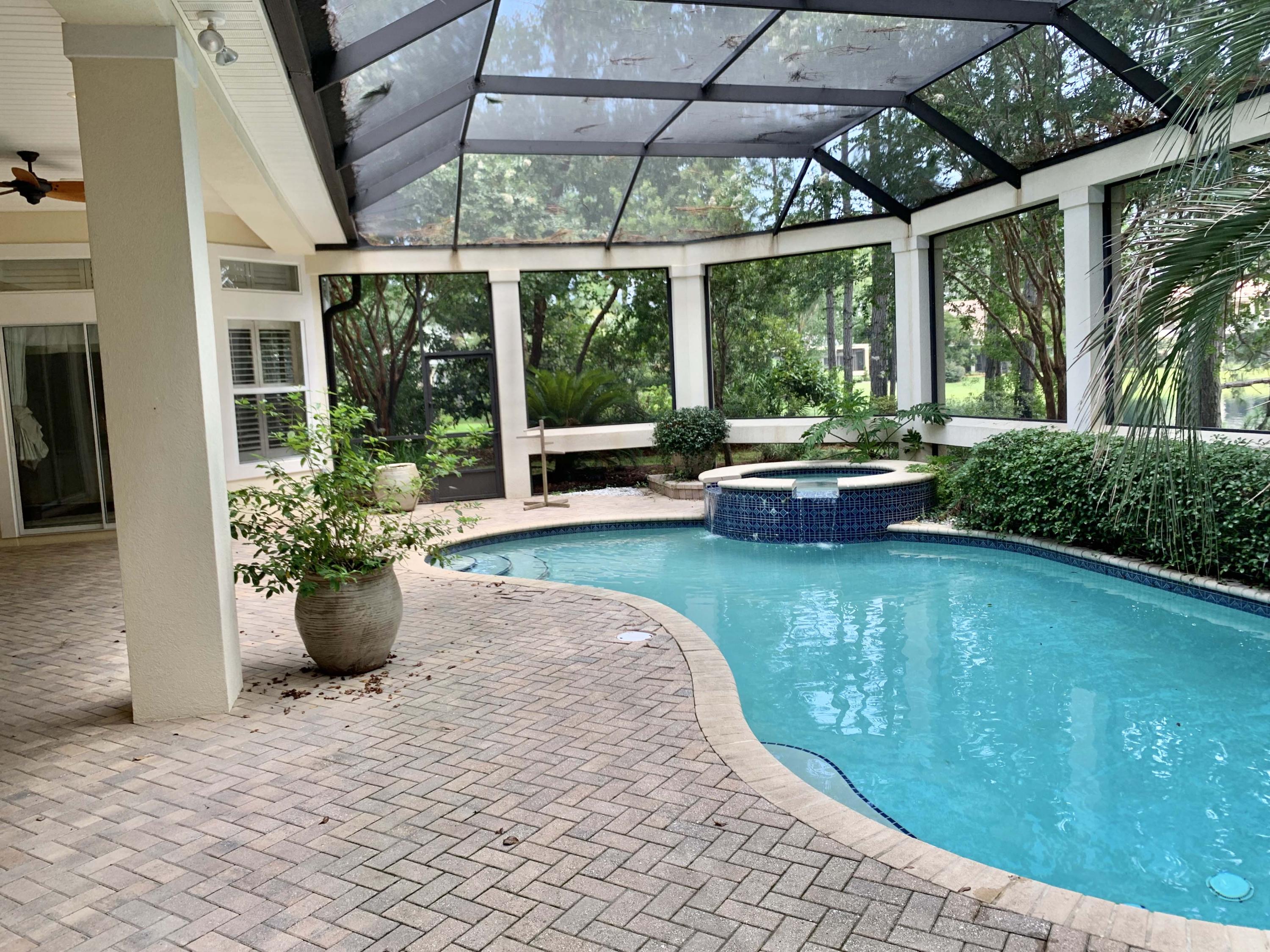 BURNT PINE - Residential