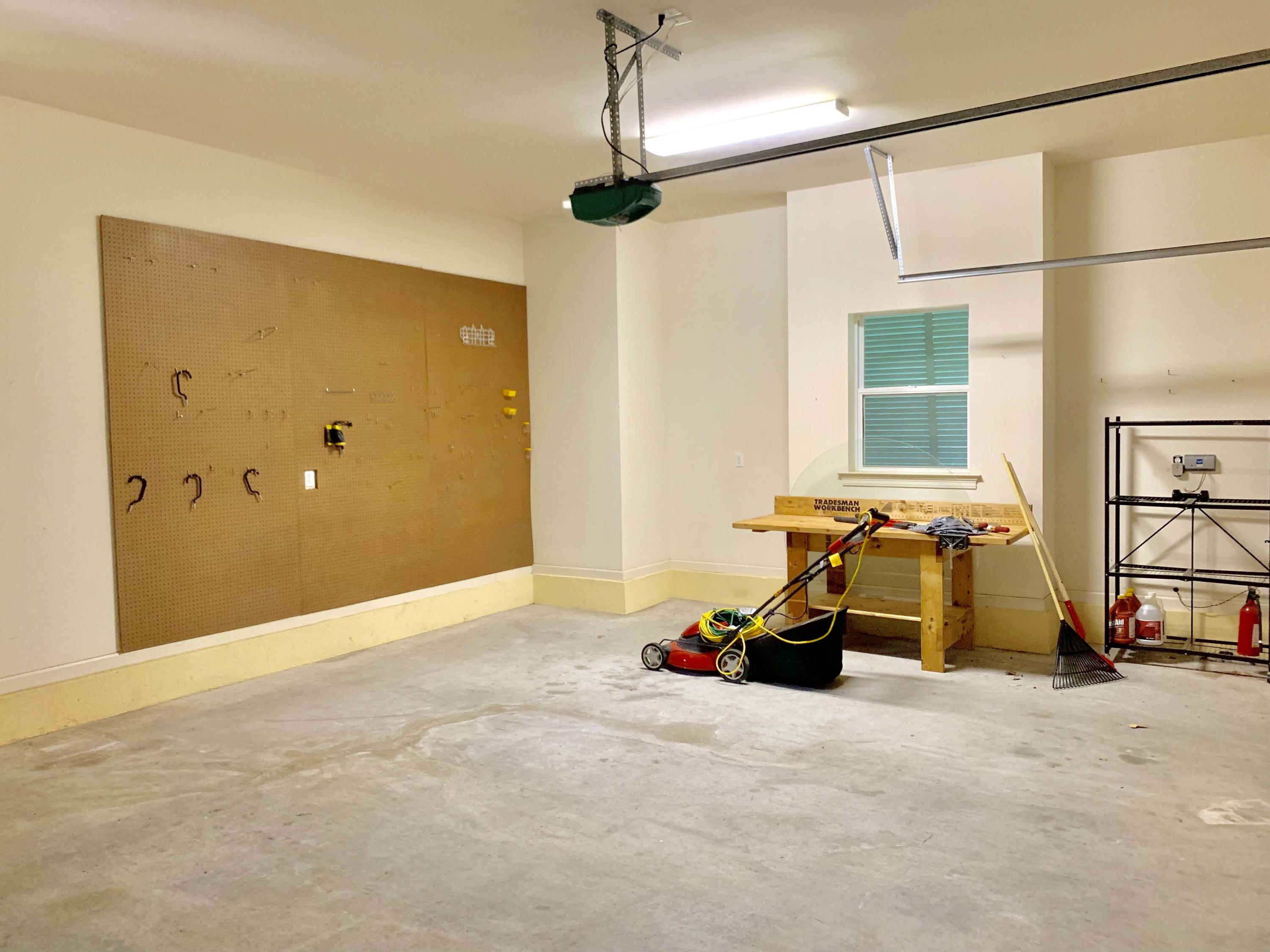 BURNT PINE - Residential