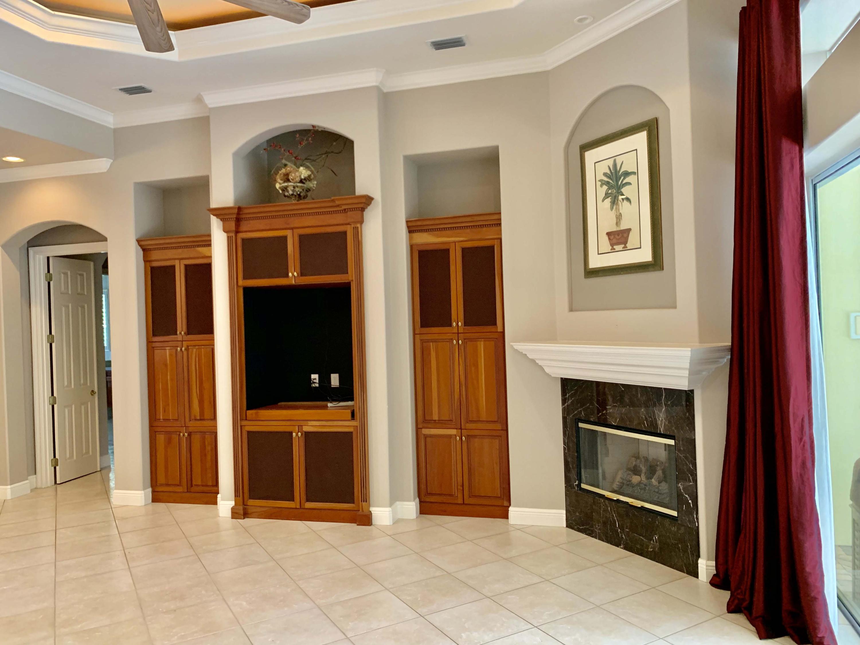 BURNT PINE - Residential