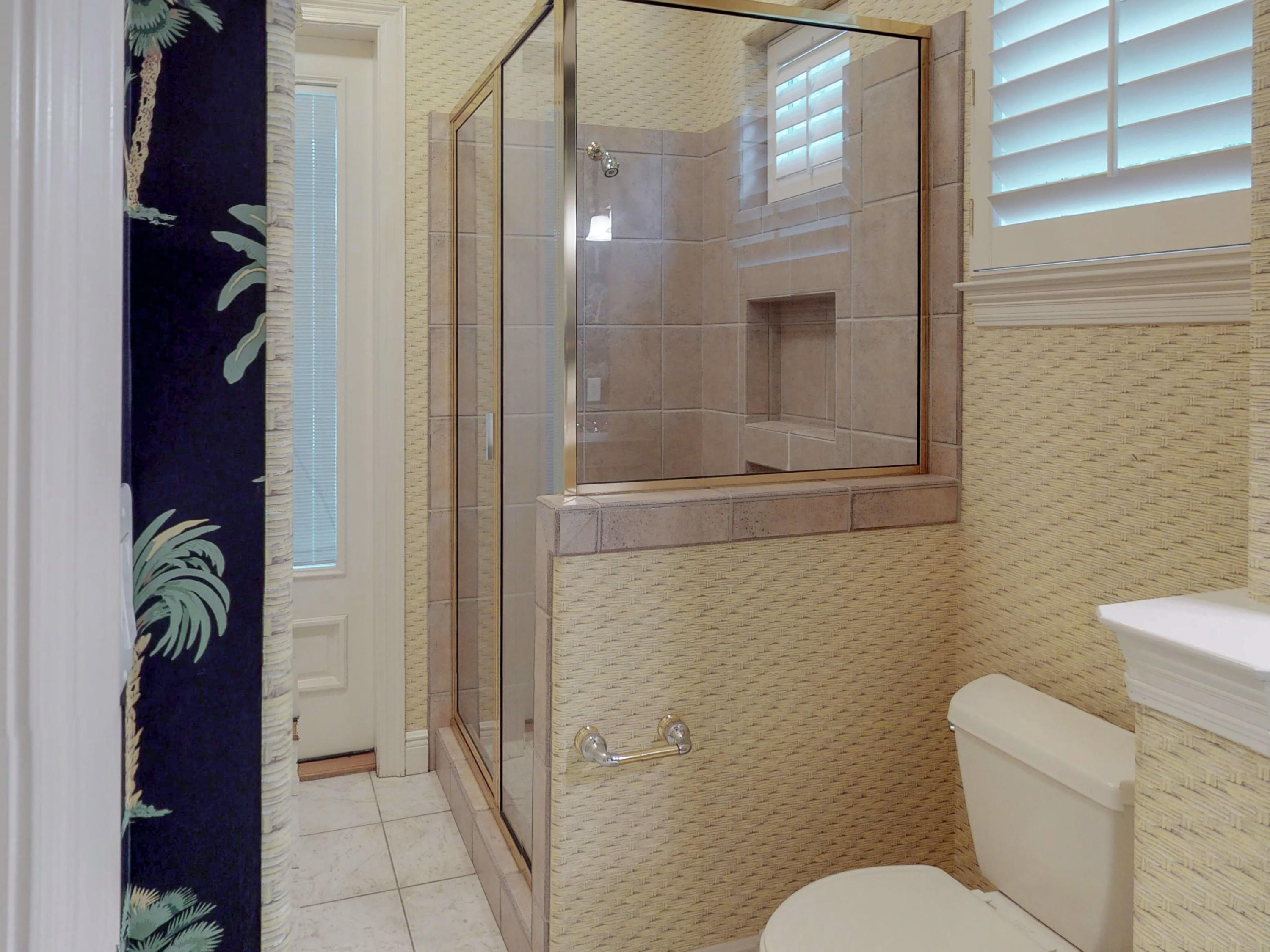 BURNT PINE - Residential