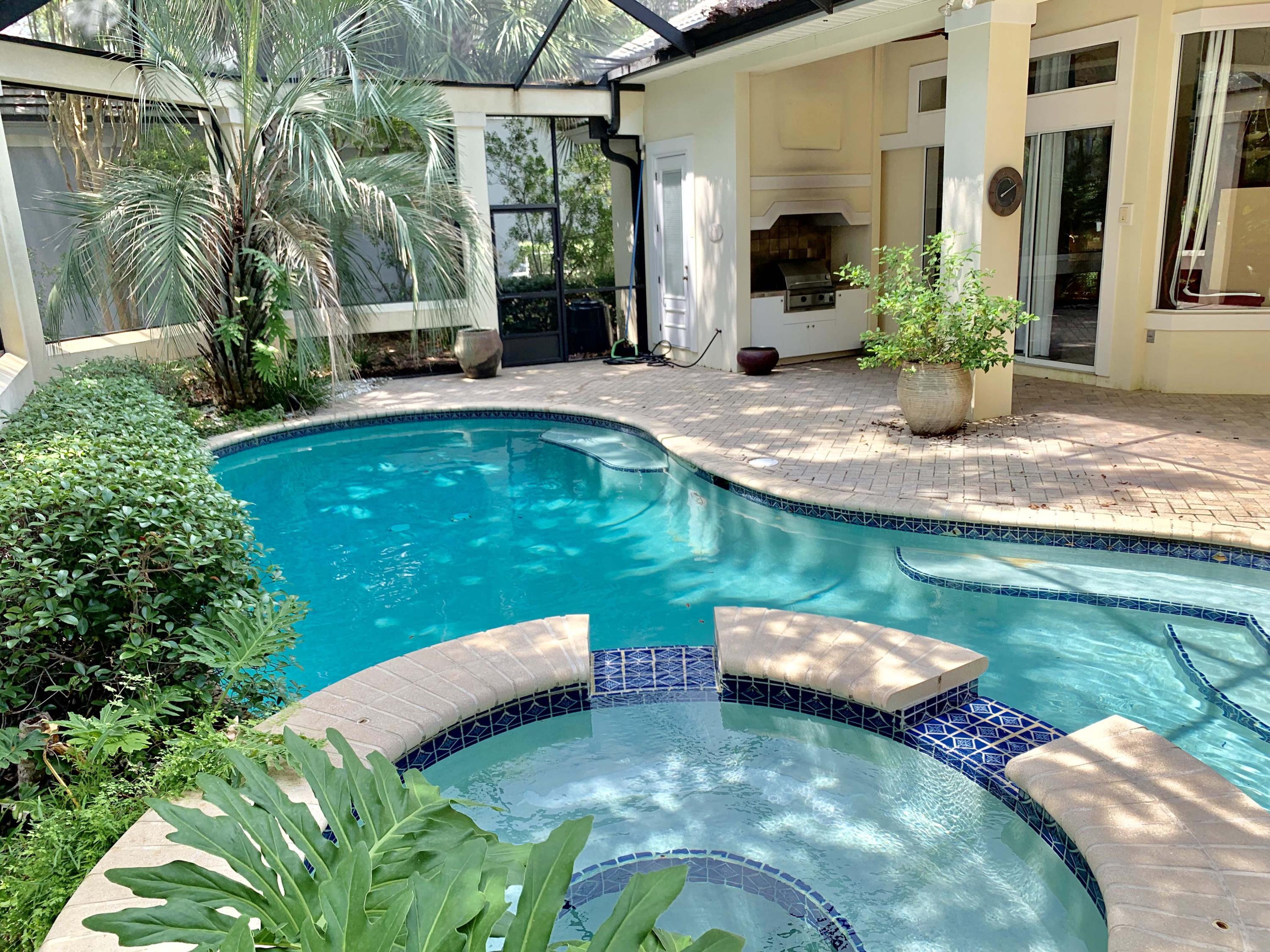 BURNT PINE - Residential