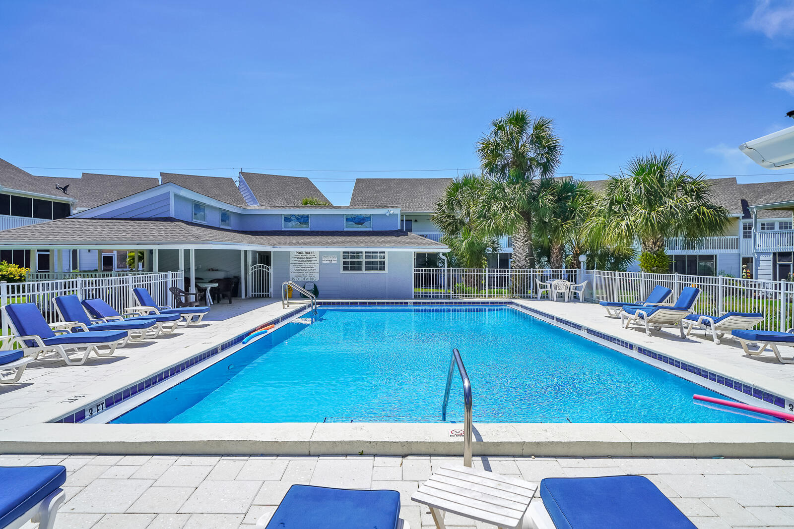 MISTY COVE TOWNHOMES - Residential