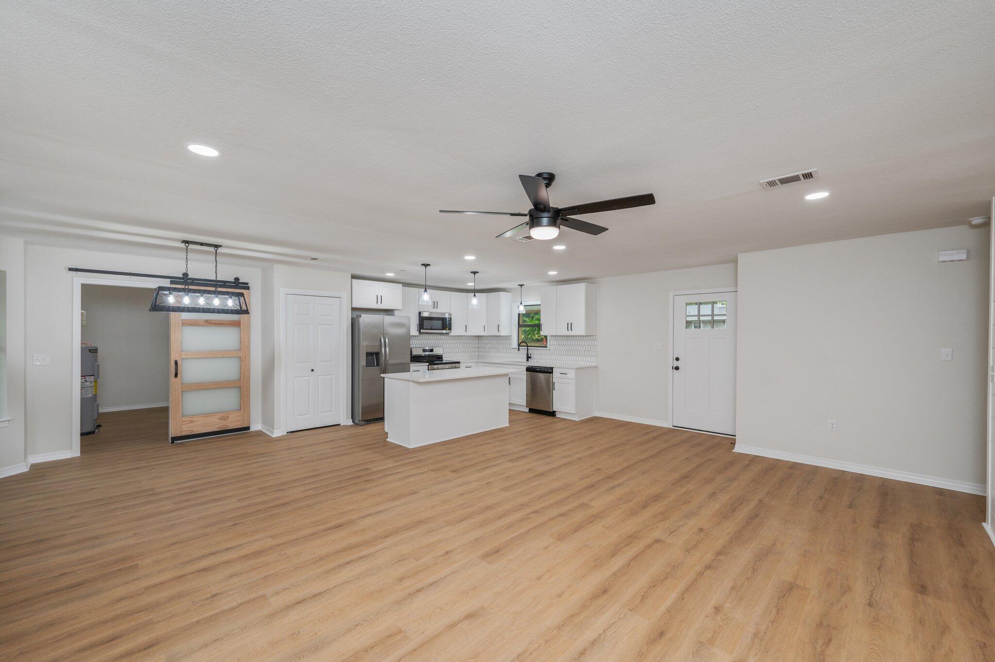 COUNTRYVIEW ESTATES - Residential