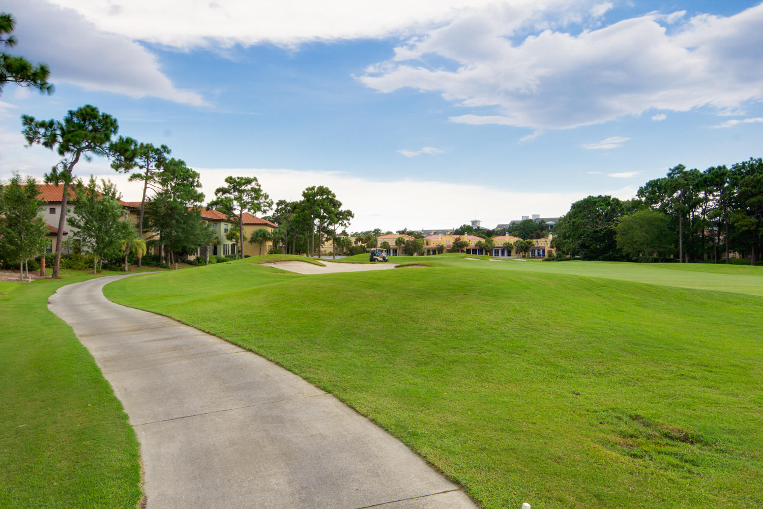 VILLA LAGO - Residential