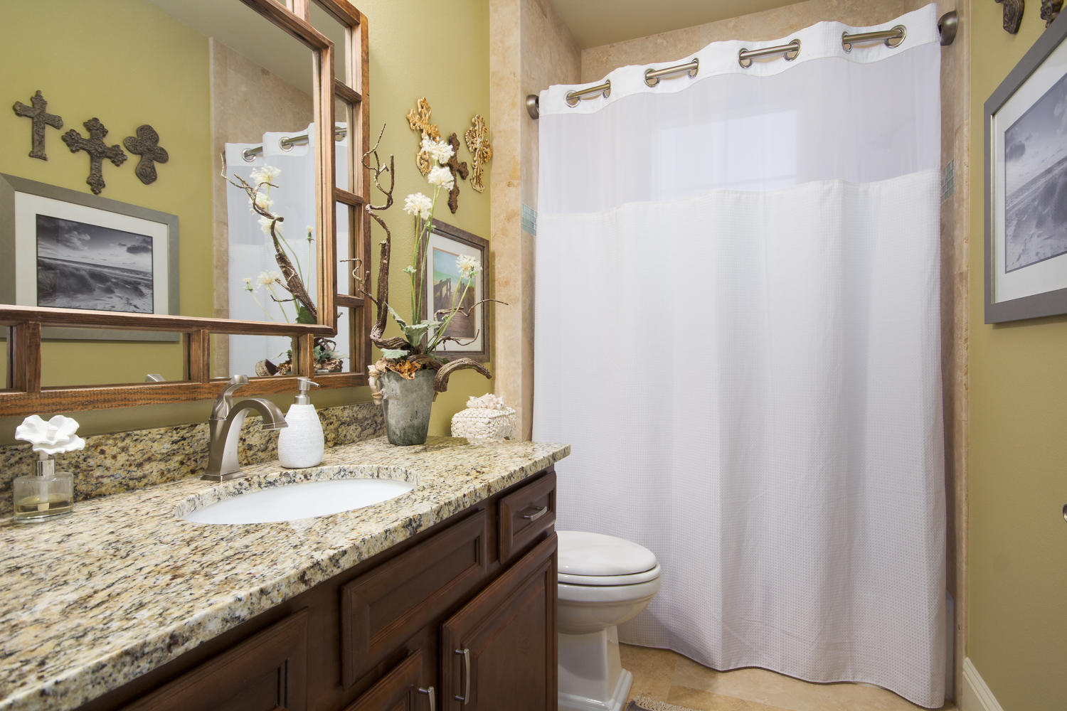 VILLA LAGO - Residential